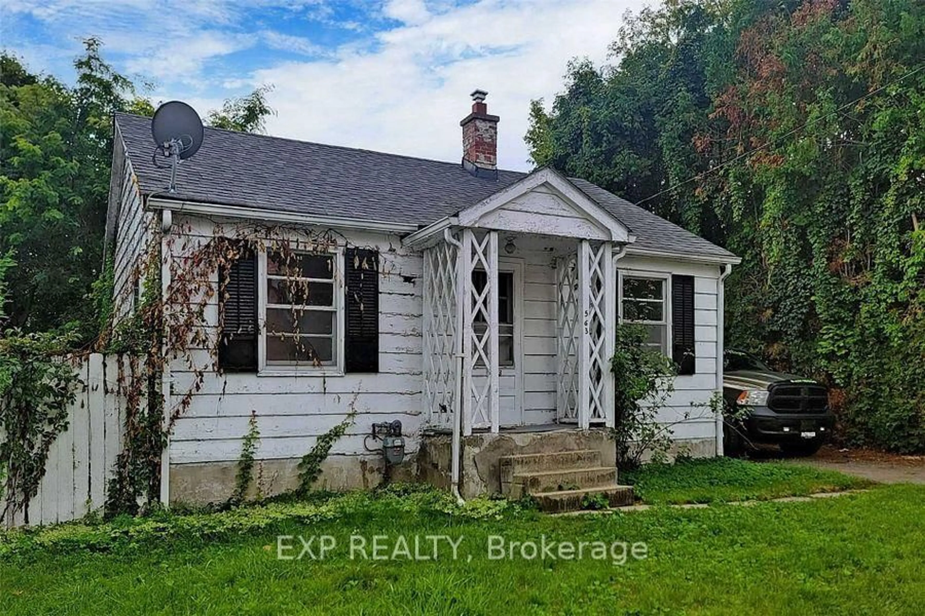 Unknown for 563 Devon Ave, Oshawa Ontario L1H 1R9