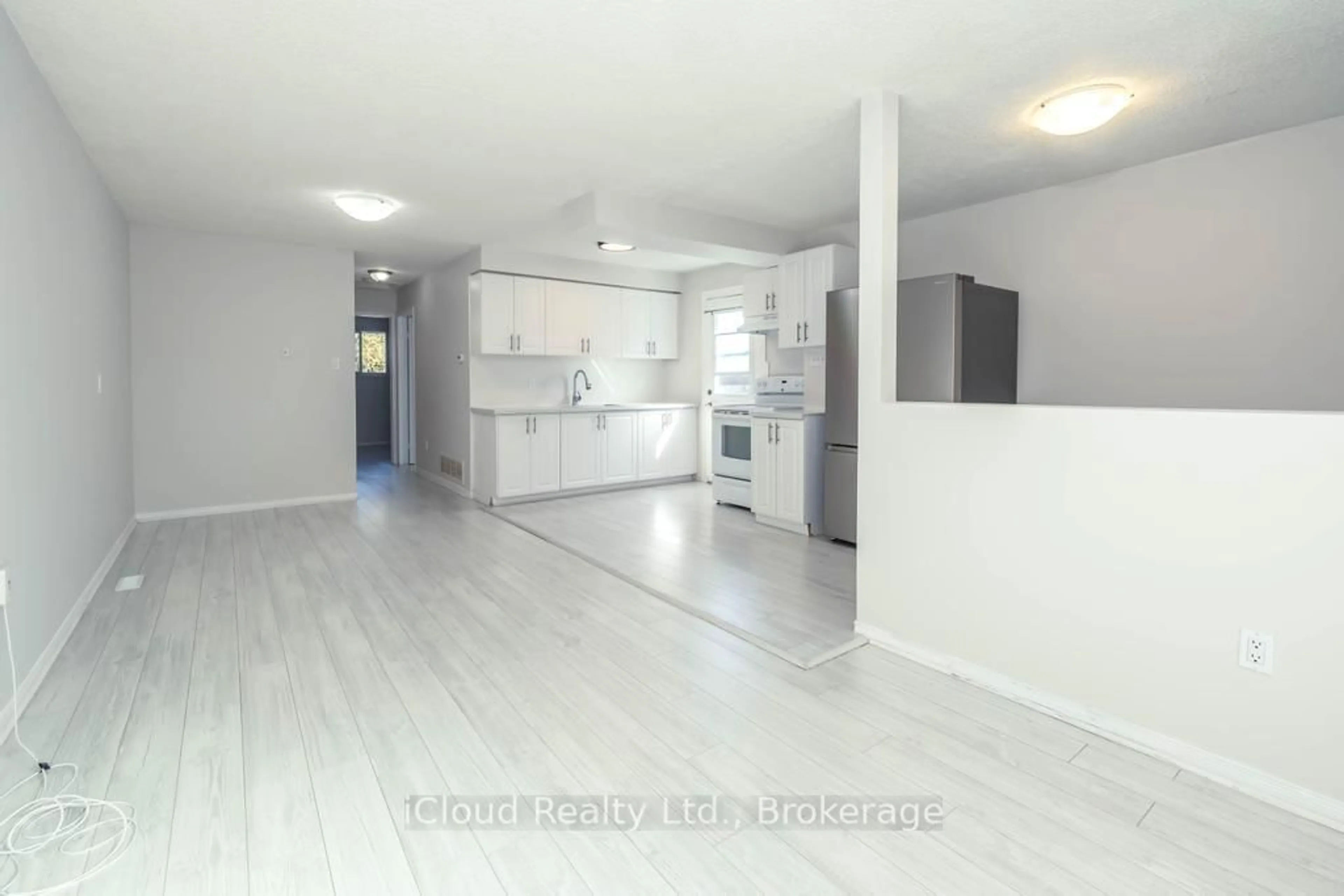 Unknown for 1419 Outlet Dr, Oshawa Ontario L1J 7Z6