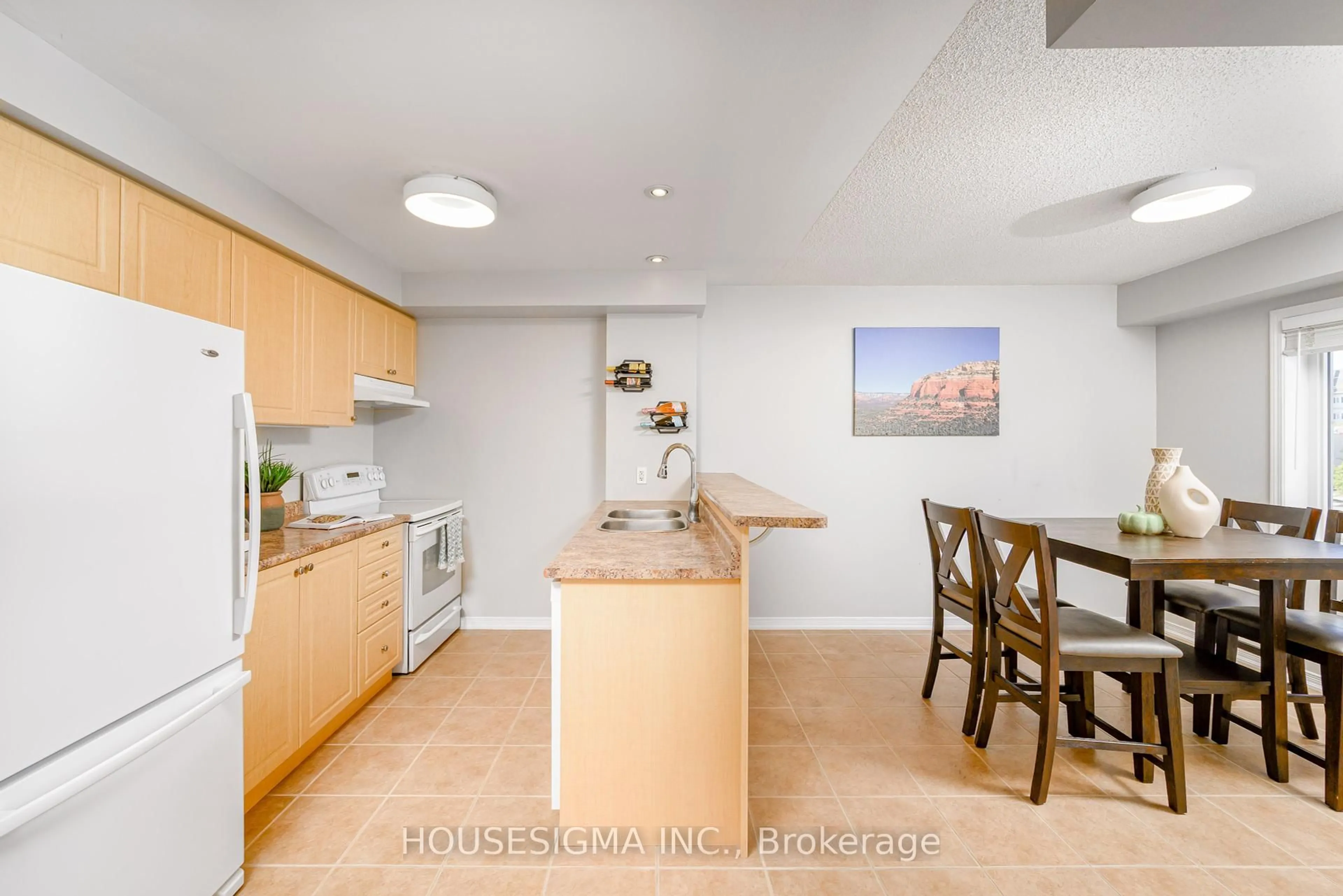 Standard kitchen, unknown for 136 Aspen Springs Dr #206, Clarington Ontario L1C 0H2