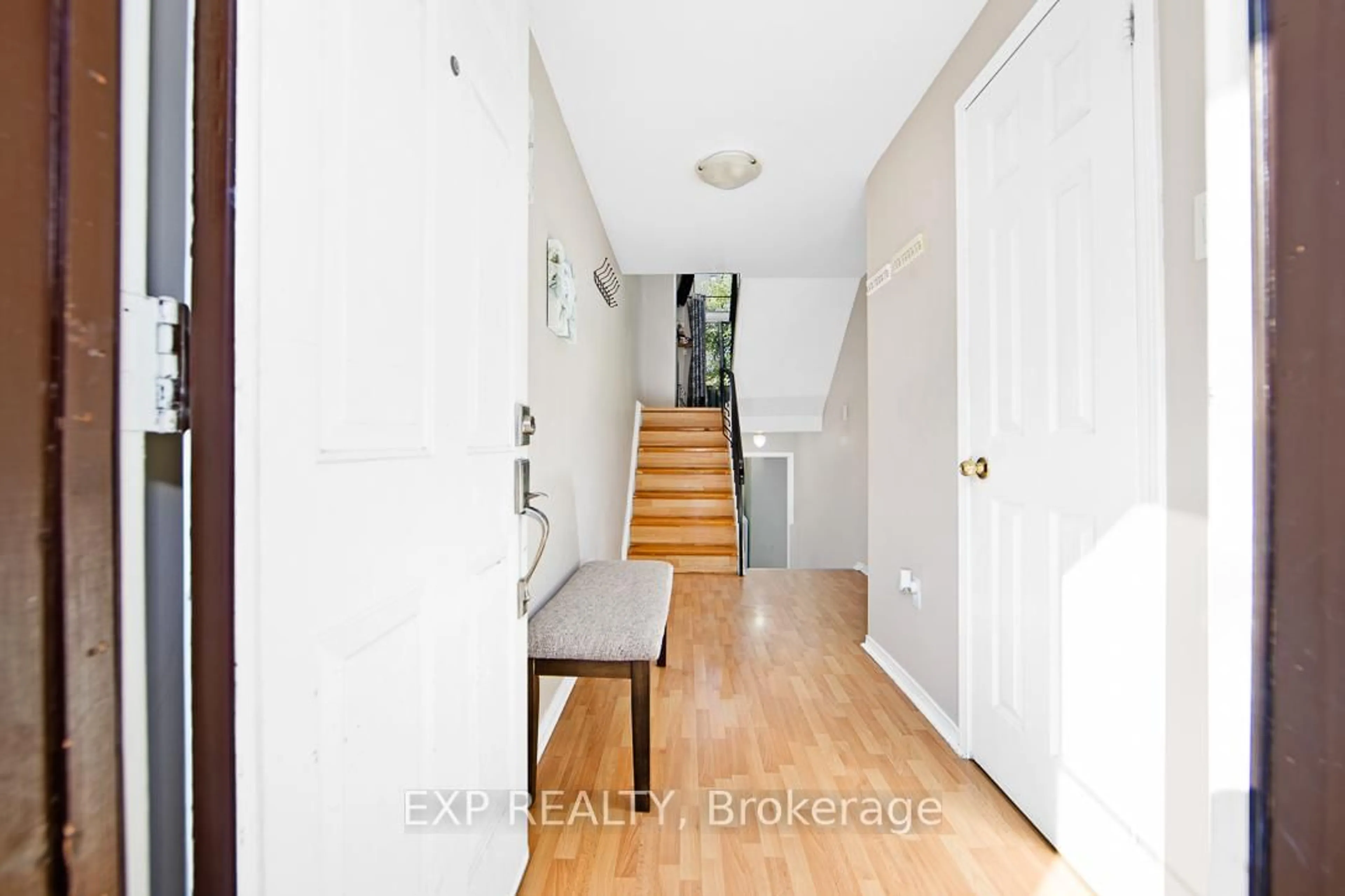 Indoor entryway for 331 Trudelle St #70, Toronto Ontario M1J 3J9