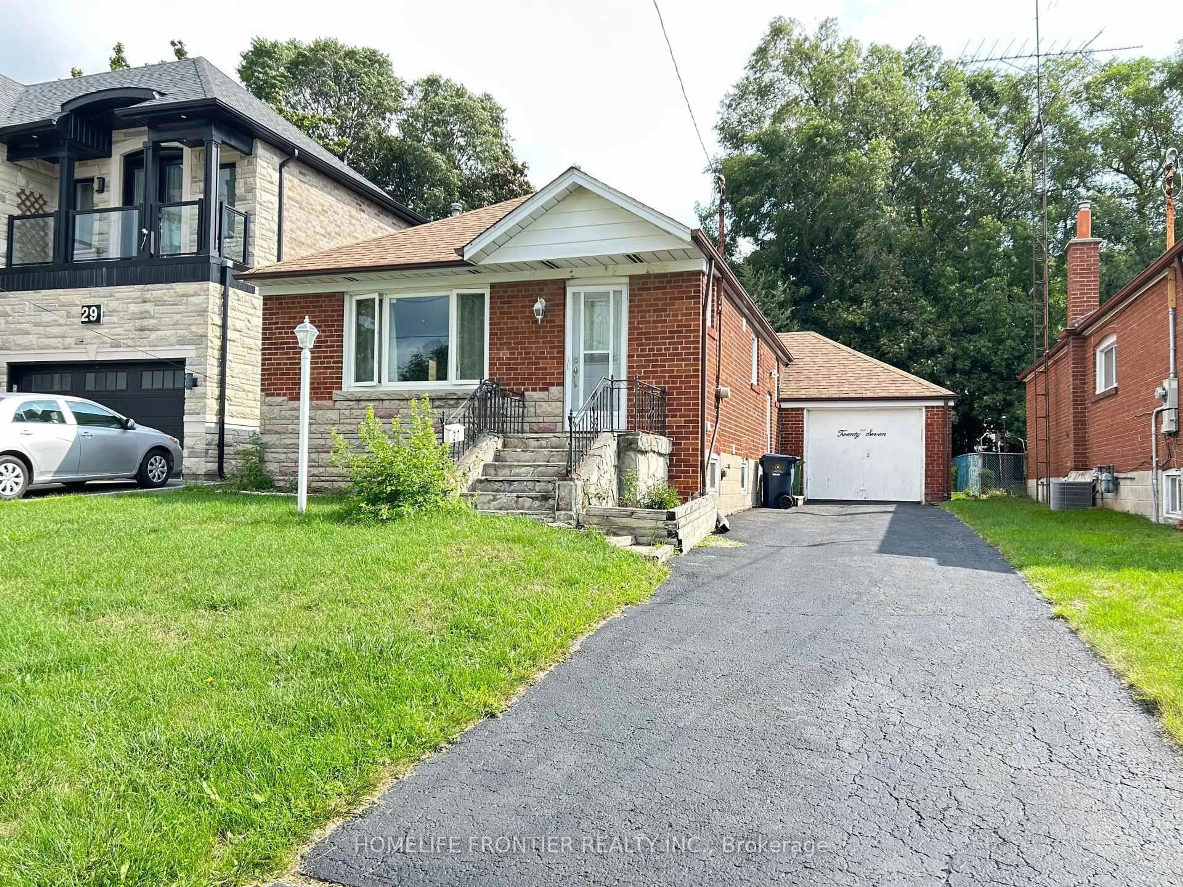 Unknown for 27 Rensburg Dr, Toronto Ontario M1K 3A2