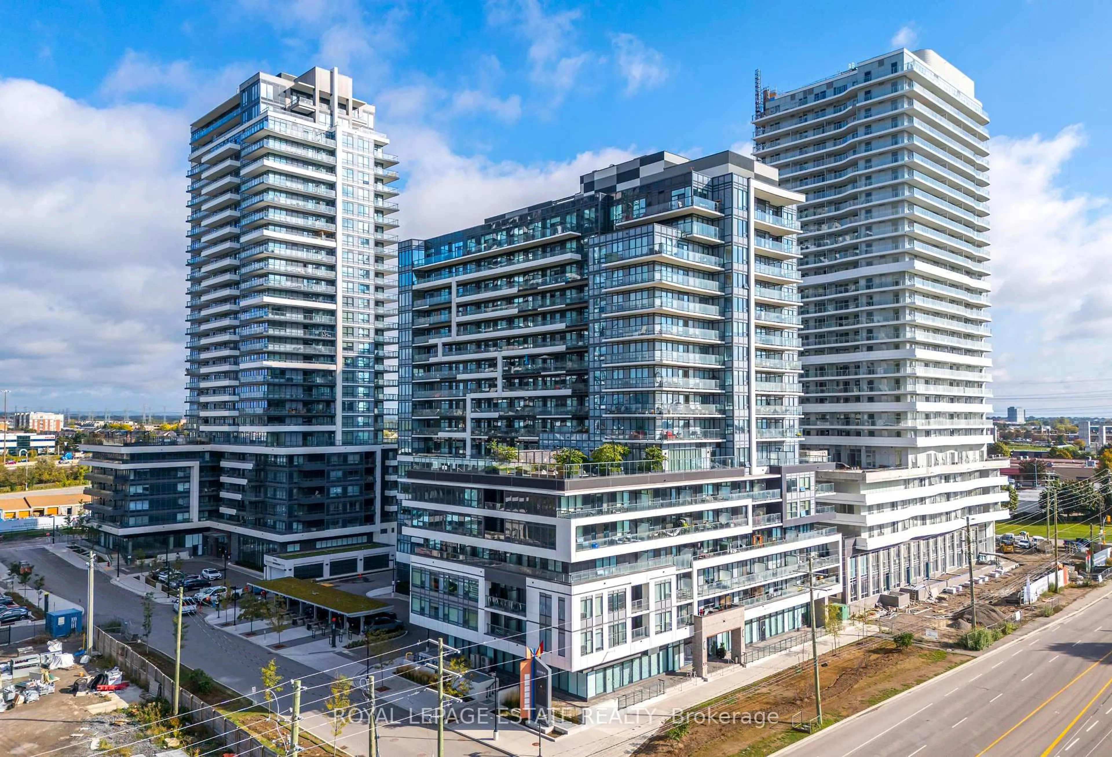 A pic from outside/outdoor area/front of a property/back of a property/a pic from drone, city buildings view from balcony for 1480 Bayly St #1703, Pickering Ontario L1W 0C2