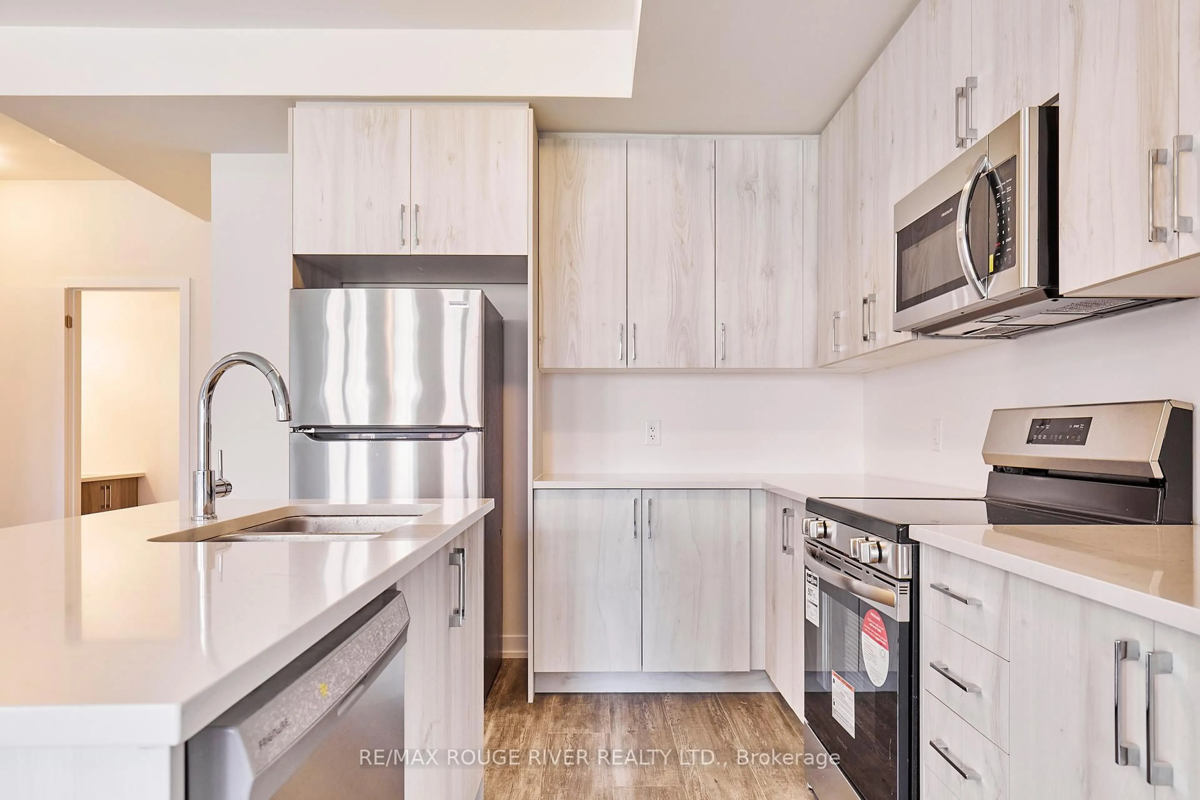 Unknown for 94 Ziibi Way, Clarington Ontario L1B 0W5