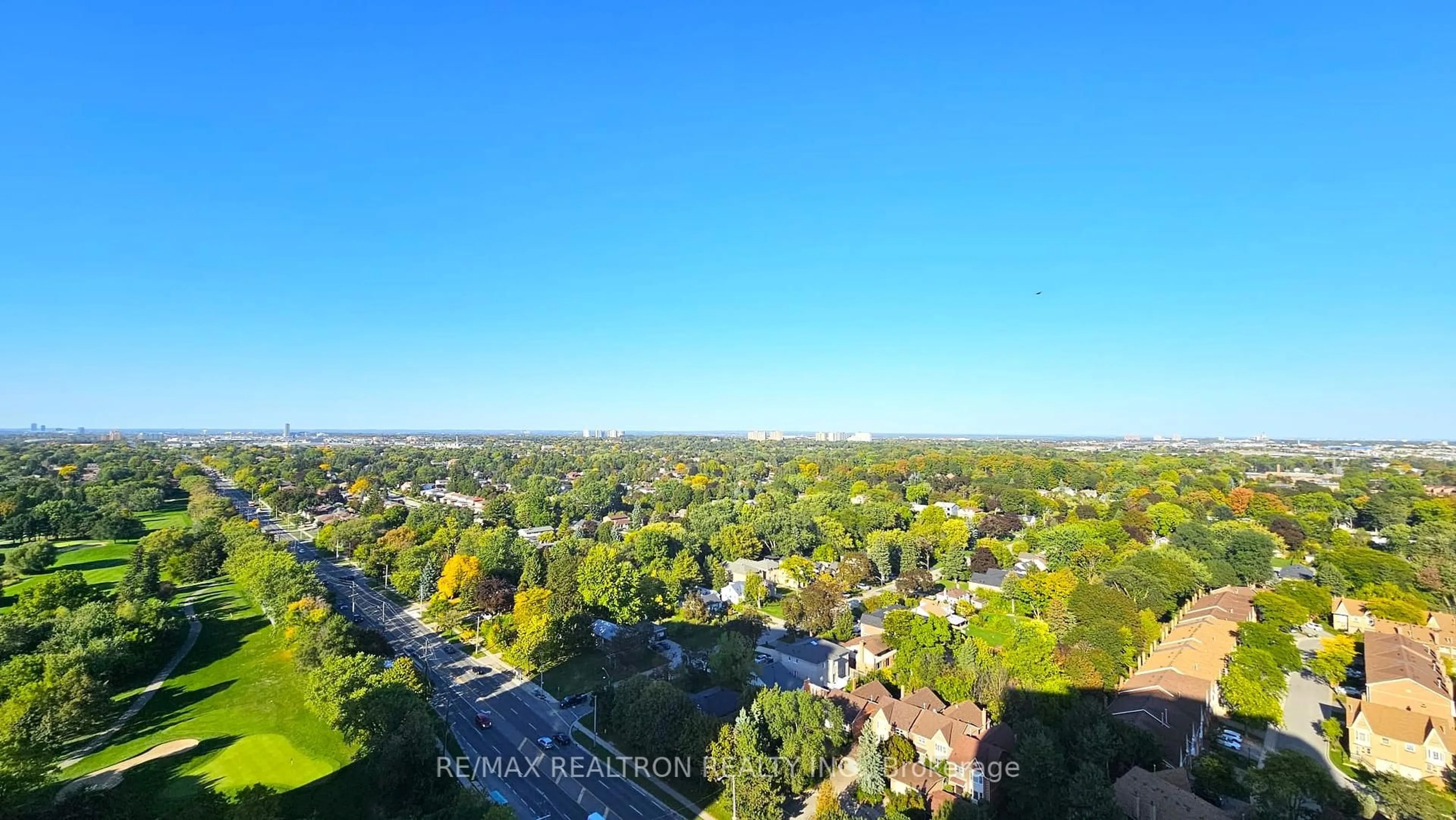 A pic from outside/outdoor area/front of a property/back of a property/a pic from drone, city buildings view from balcony for 238 Bonis Ave #2615, Toronto Ontario M1T 3W7