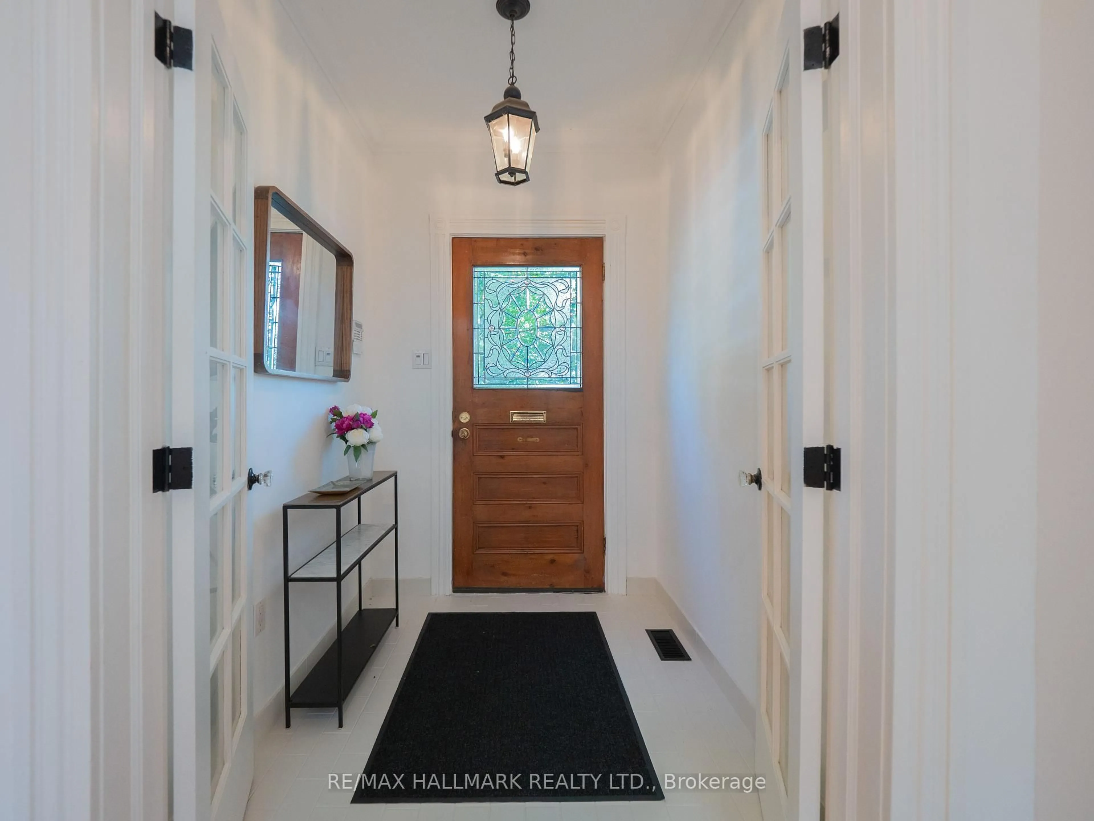 Indoor entryway for 31 First Ave, Toronto Ontario M4M 1W7