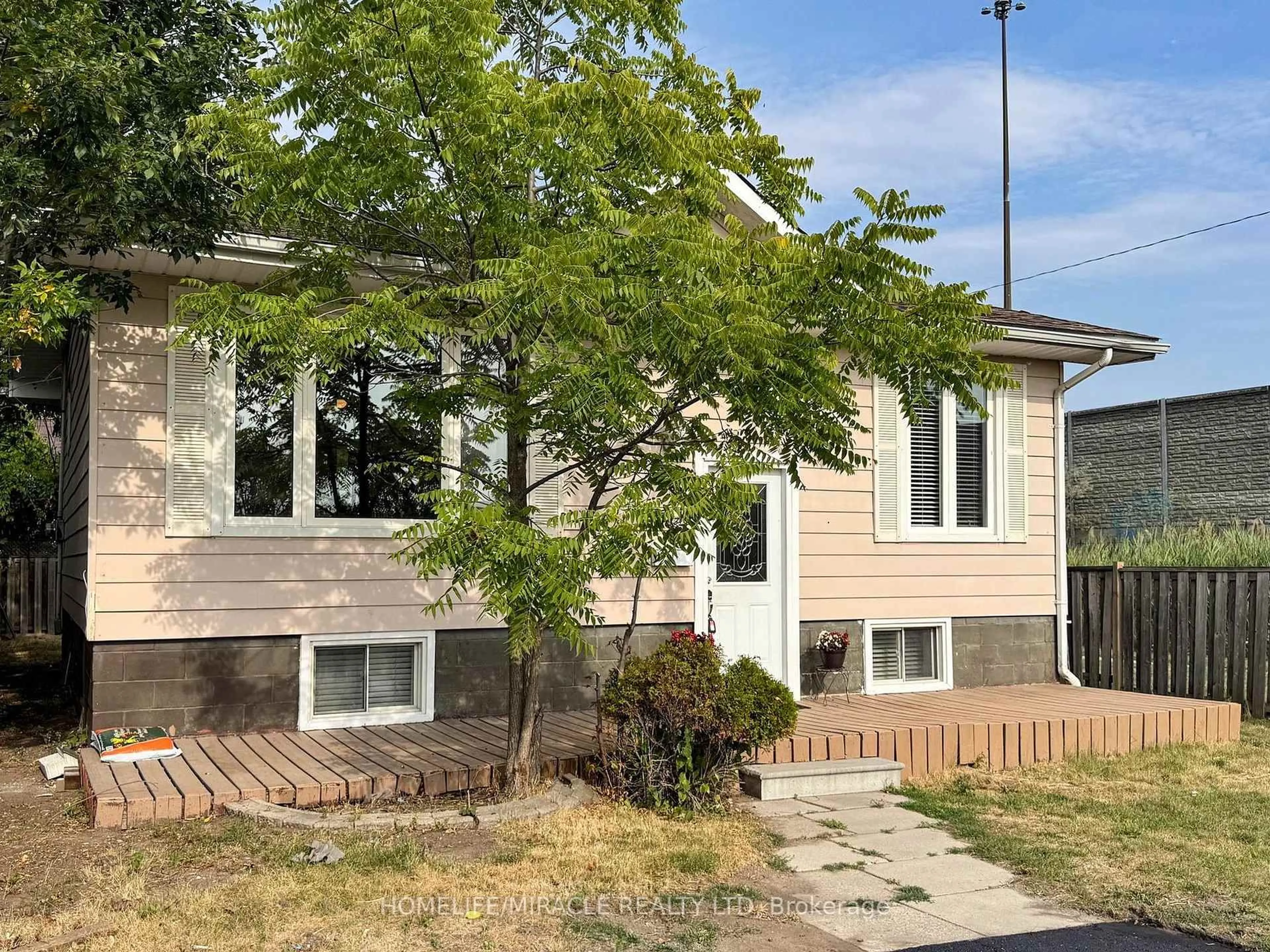 Unknown for 1 Tudor Ave, Ajax Ontario L1S 1Z8