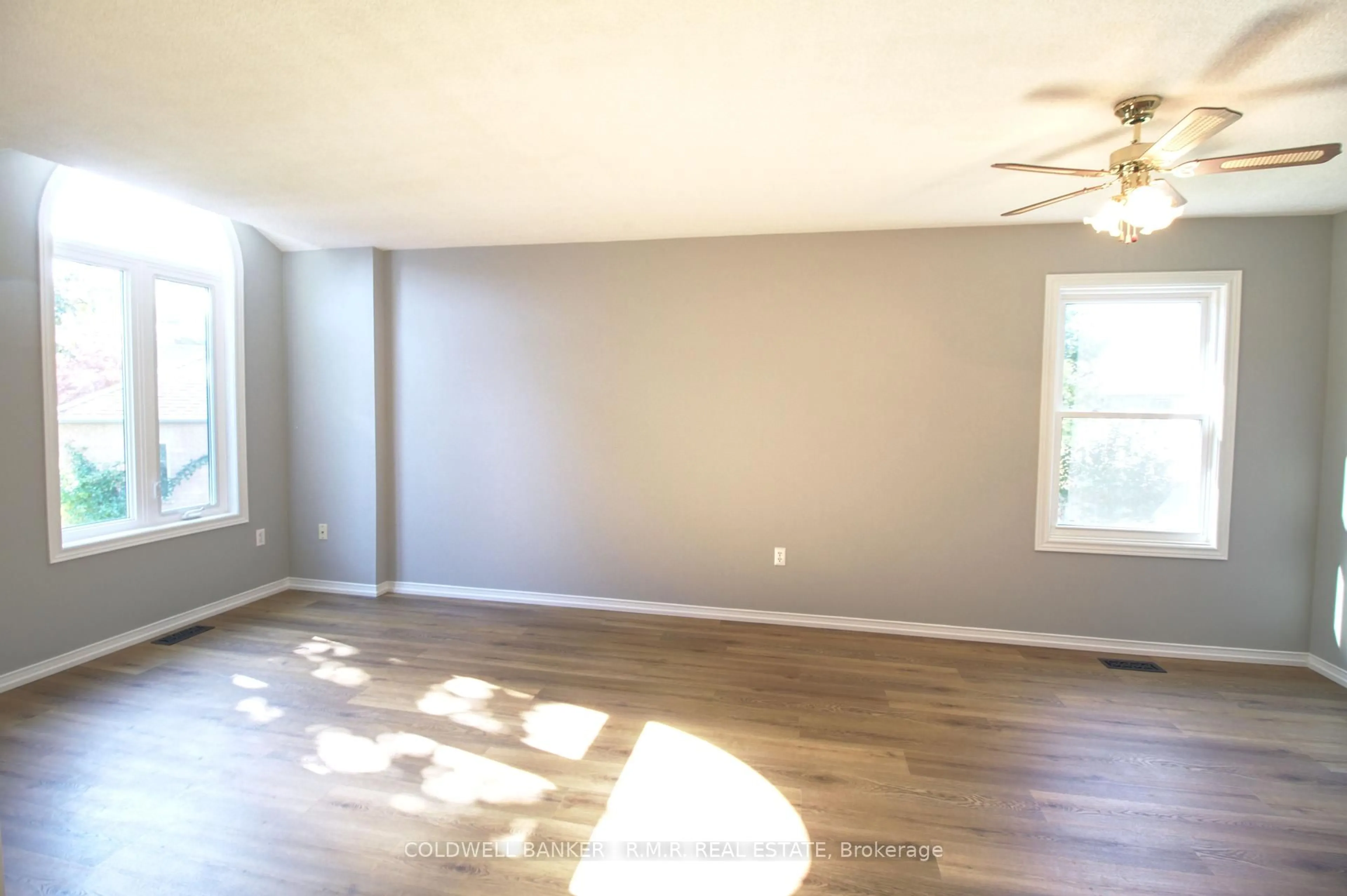 A pic of a room for 1590 Edenwood Crt, Oshawa Ontario L1G 7Y6