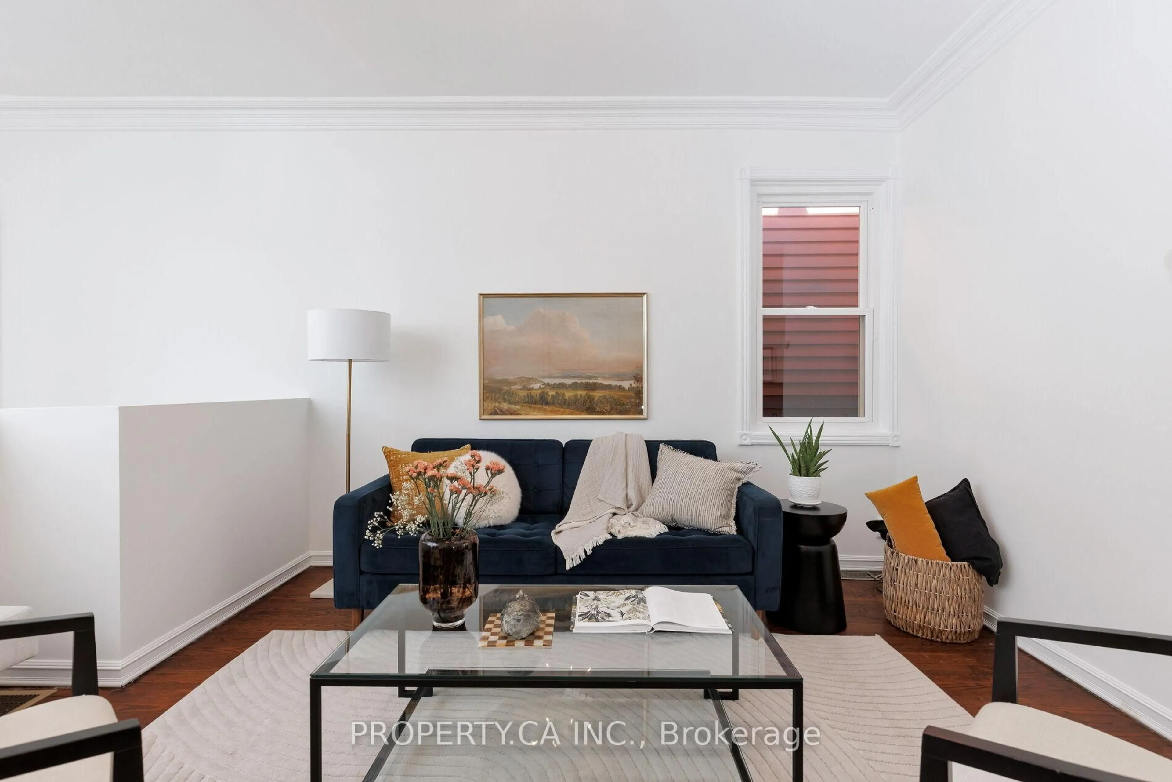 Living room with furniture, unknown for 419 RHODES Ave, Toronto Ontario M4L 3A6