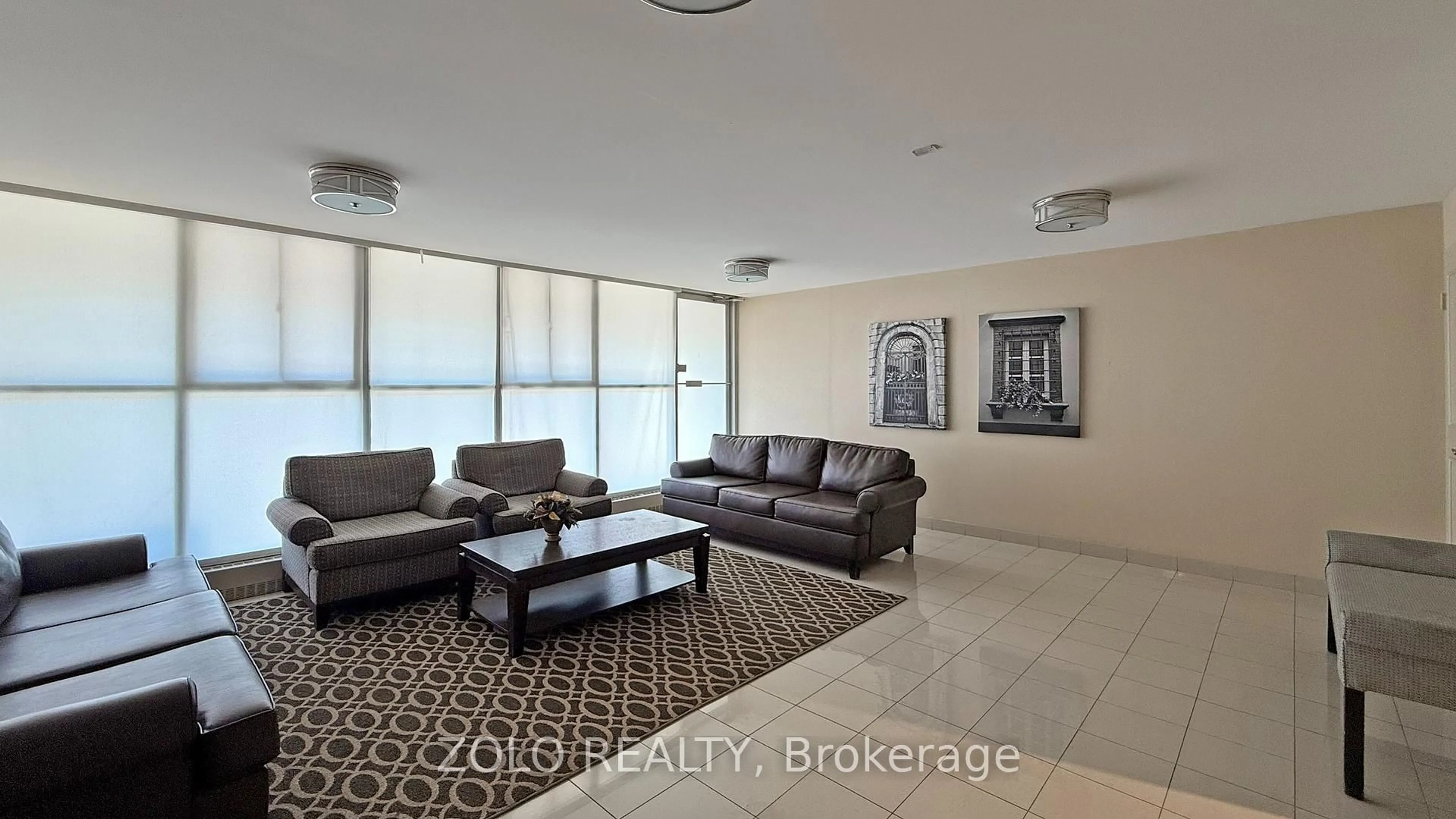Lobby for 2 Glamorgan Ave #1015, Toronto Ontario M1P 2M8