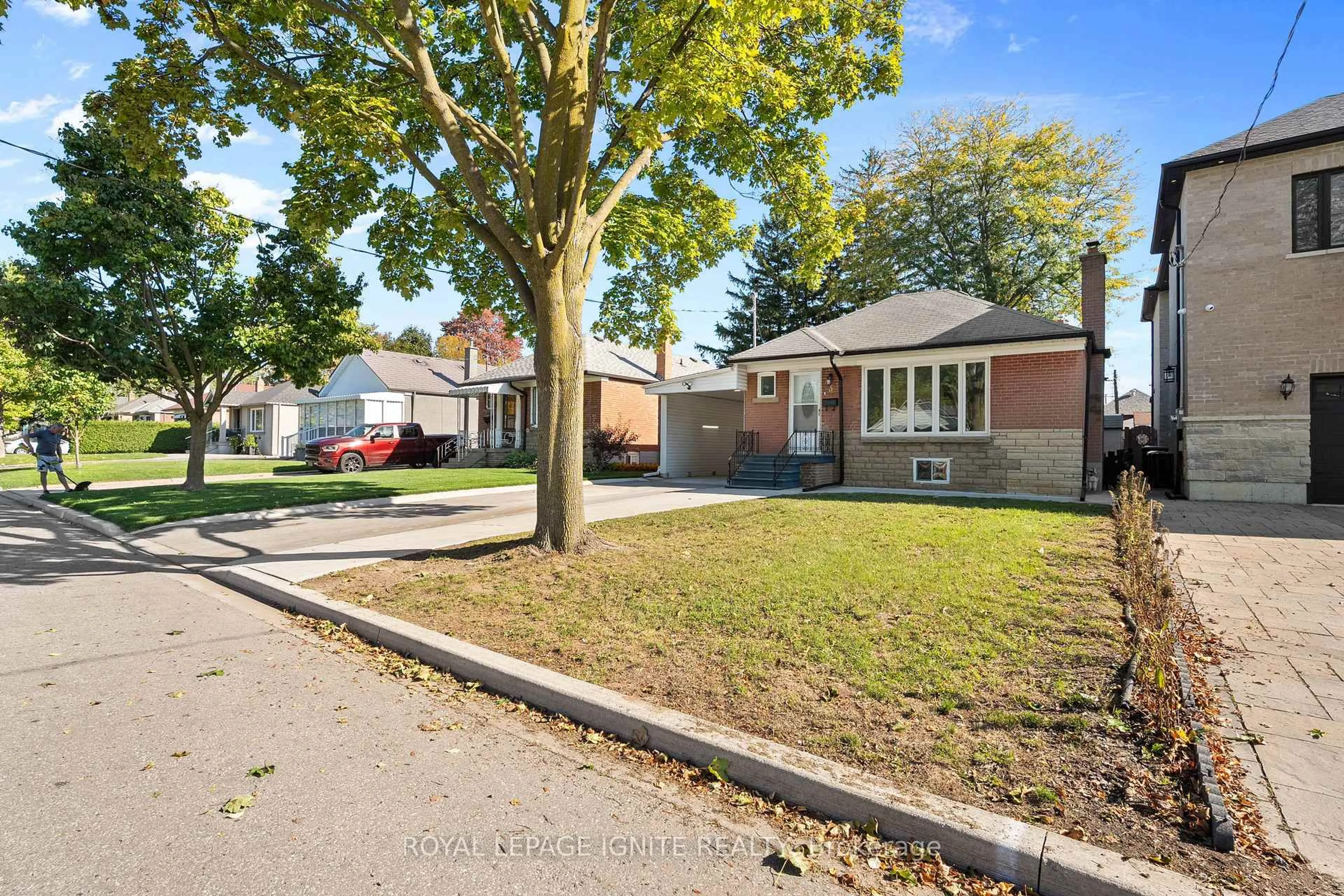 Unknown for 3 Shaneen Blvd, Toronto Ontario M1R 1B6