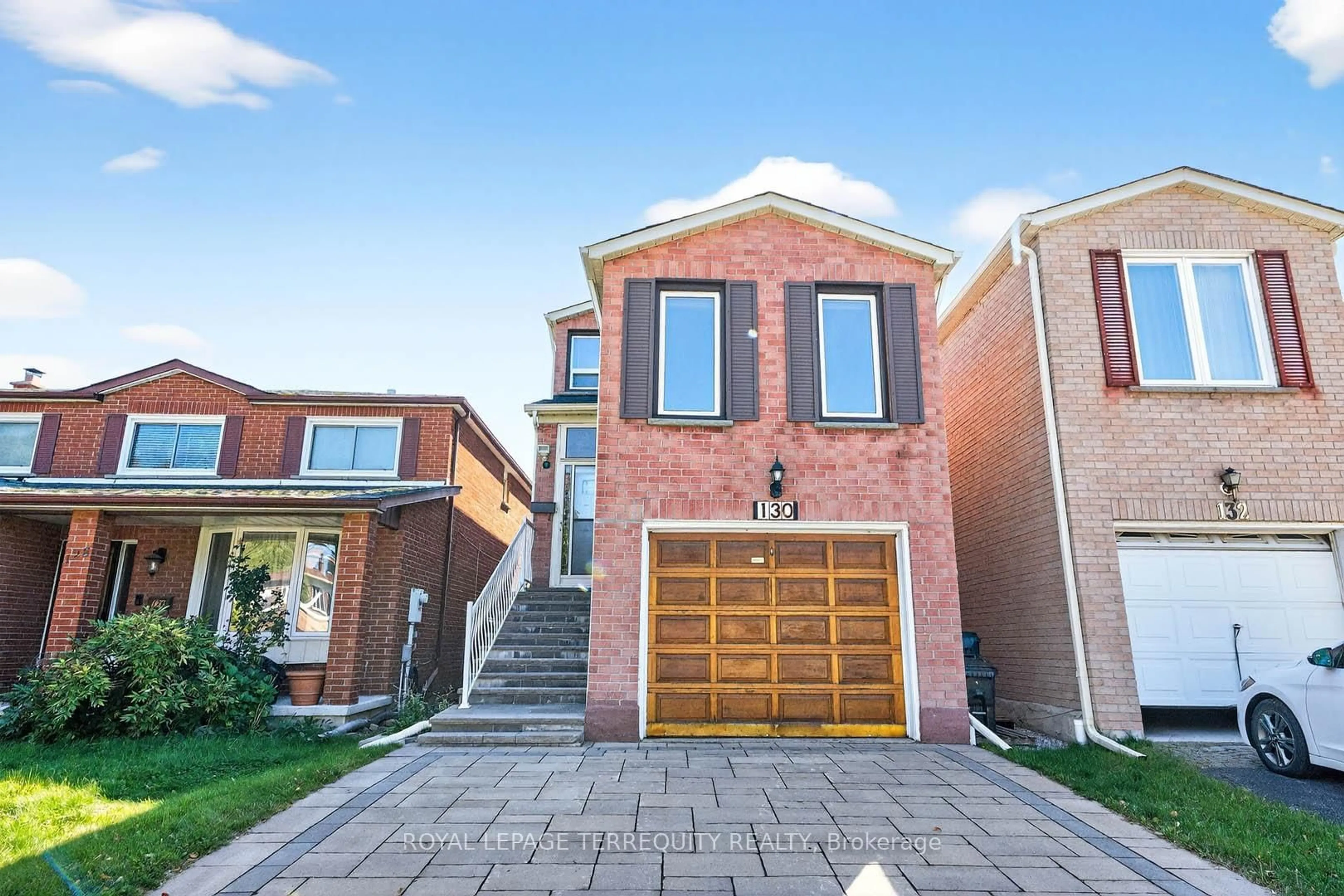 Home with brick exterior material, street for 130 Whistling Hills Dr, Toronto Ontario M1V 3L1