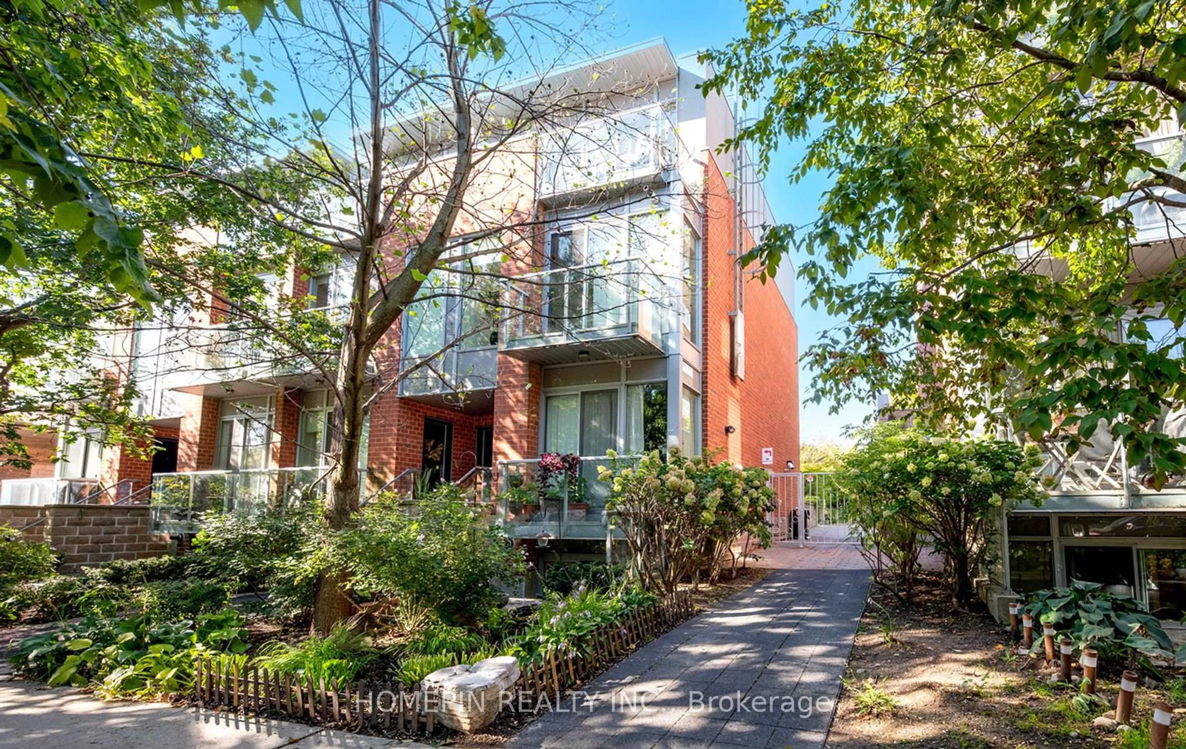 Home with brick exterior material, street for 38 Boston Ave #4, Toronto Ontario M4M 2T9
