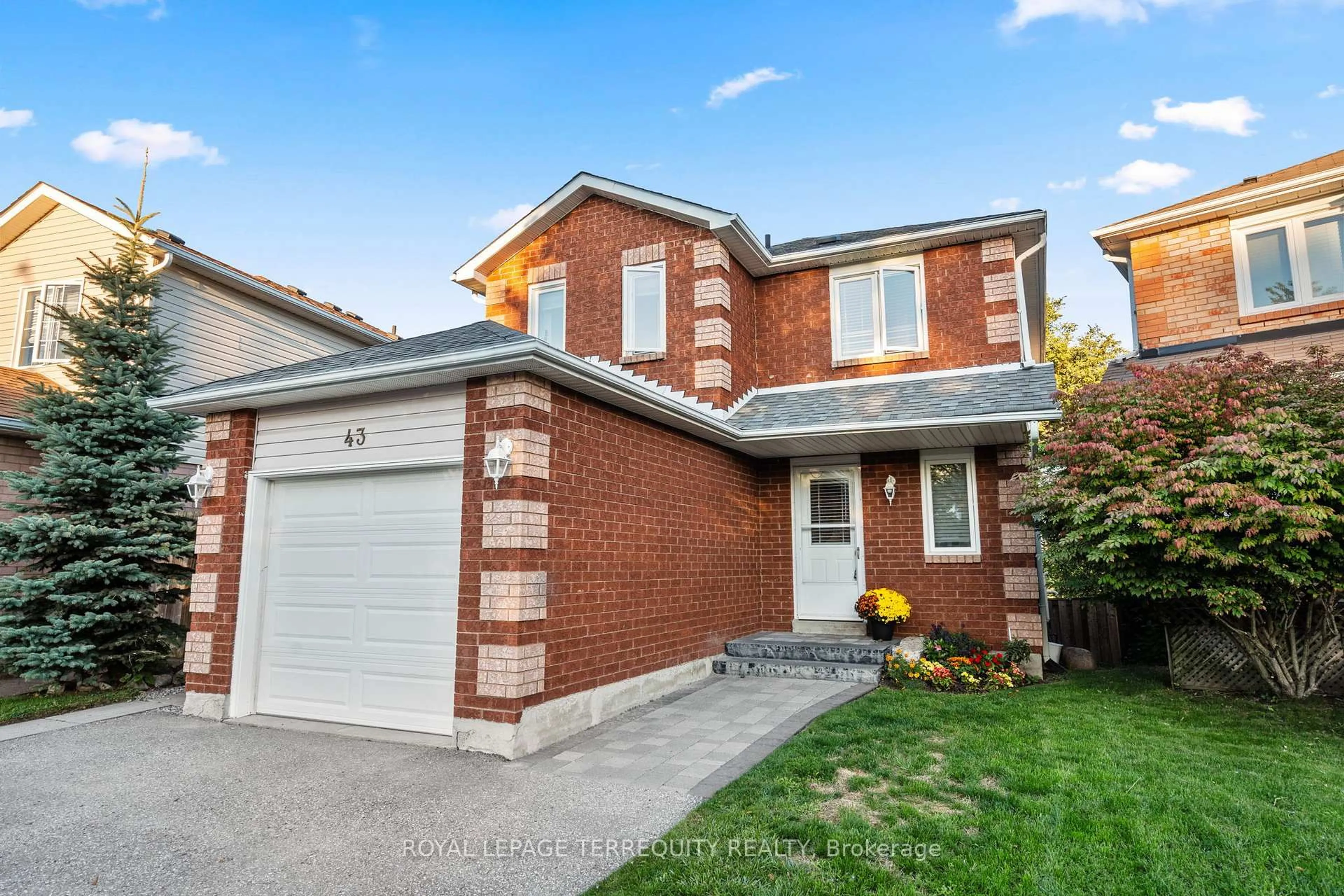 Home with brick exterior material, street for 43 Champine Sq, Clarington Ontario L1C 4W1