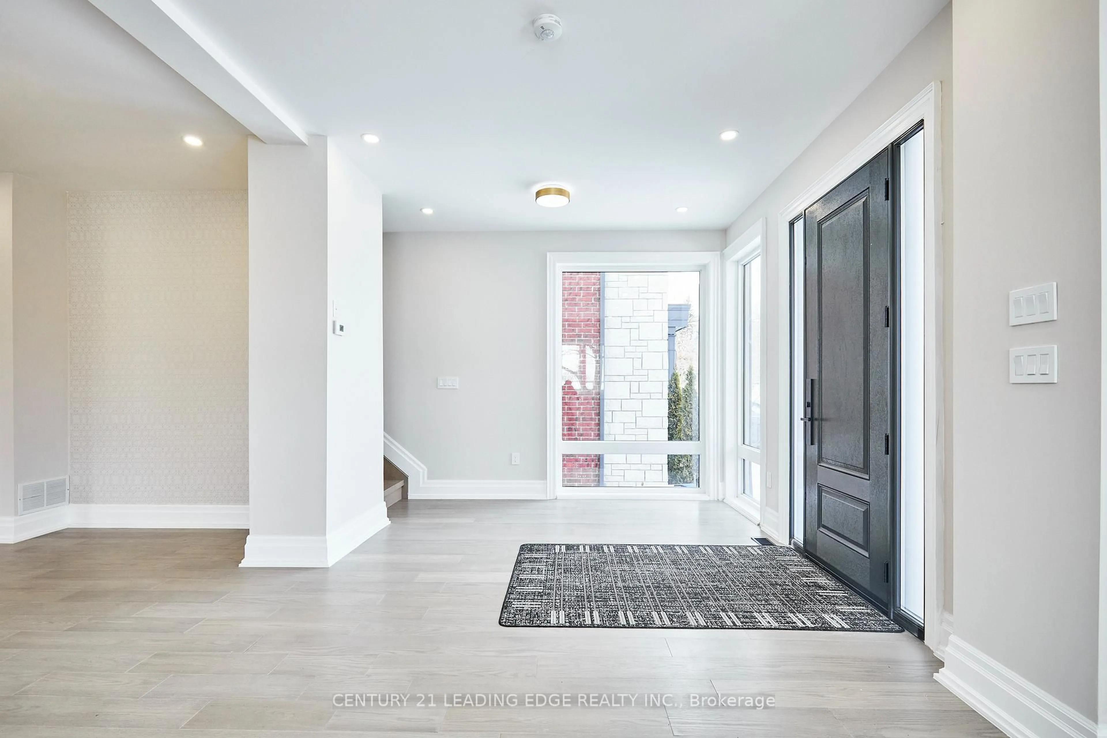 Indoor entryway for 50 Dorset Rd, Toronto Ontario M1M 2S7