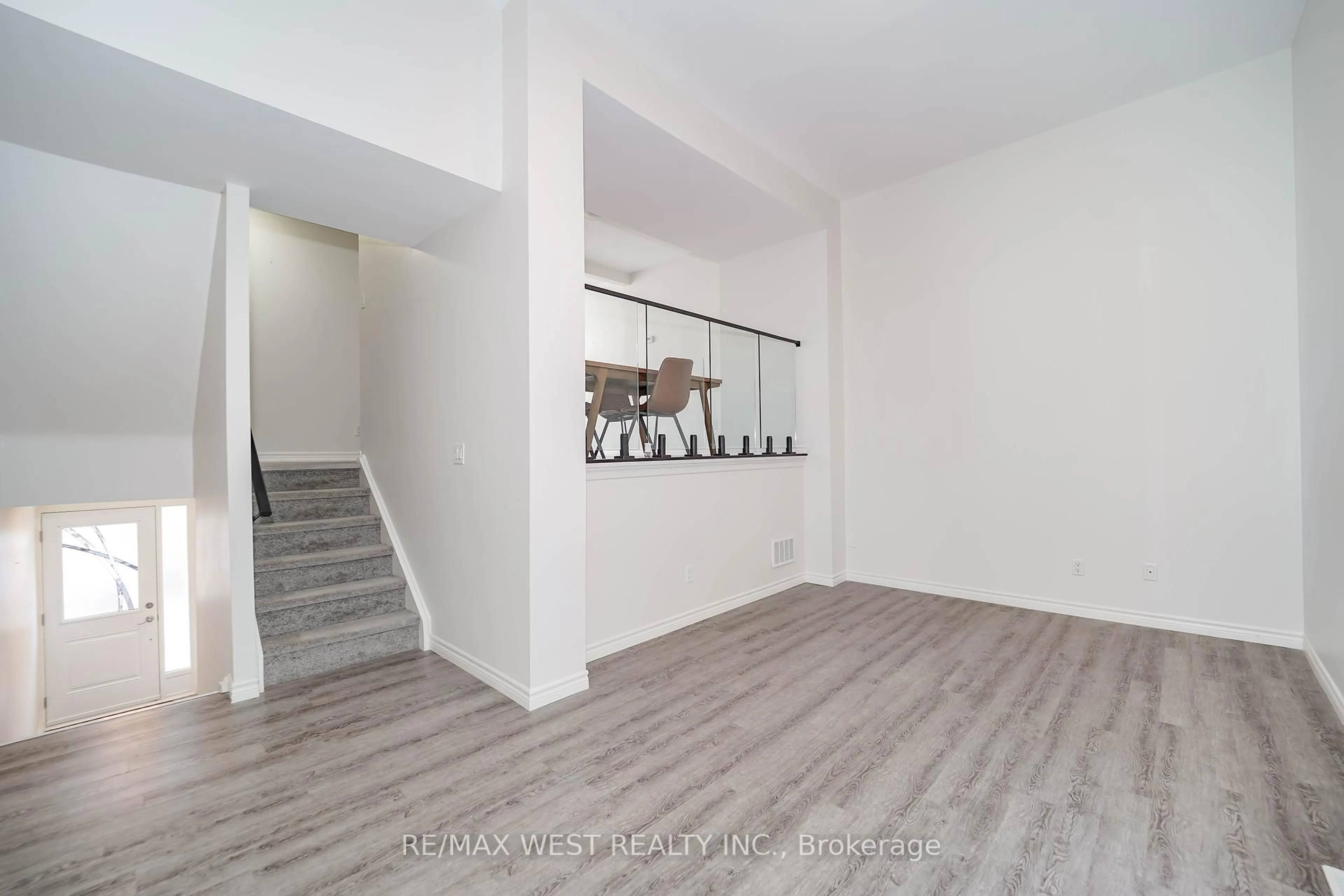 Unknown for 1133 Ritson Rd #96, Oshawa Ontario L1G 7T3