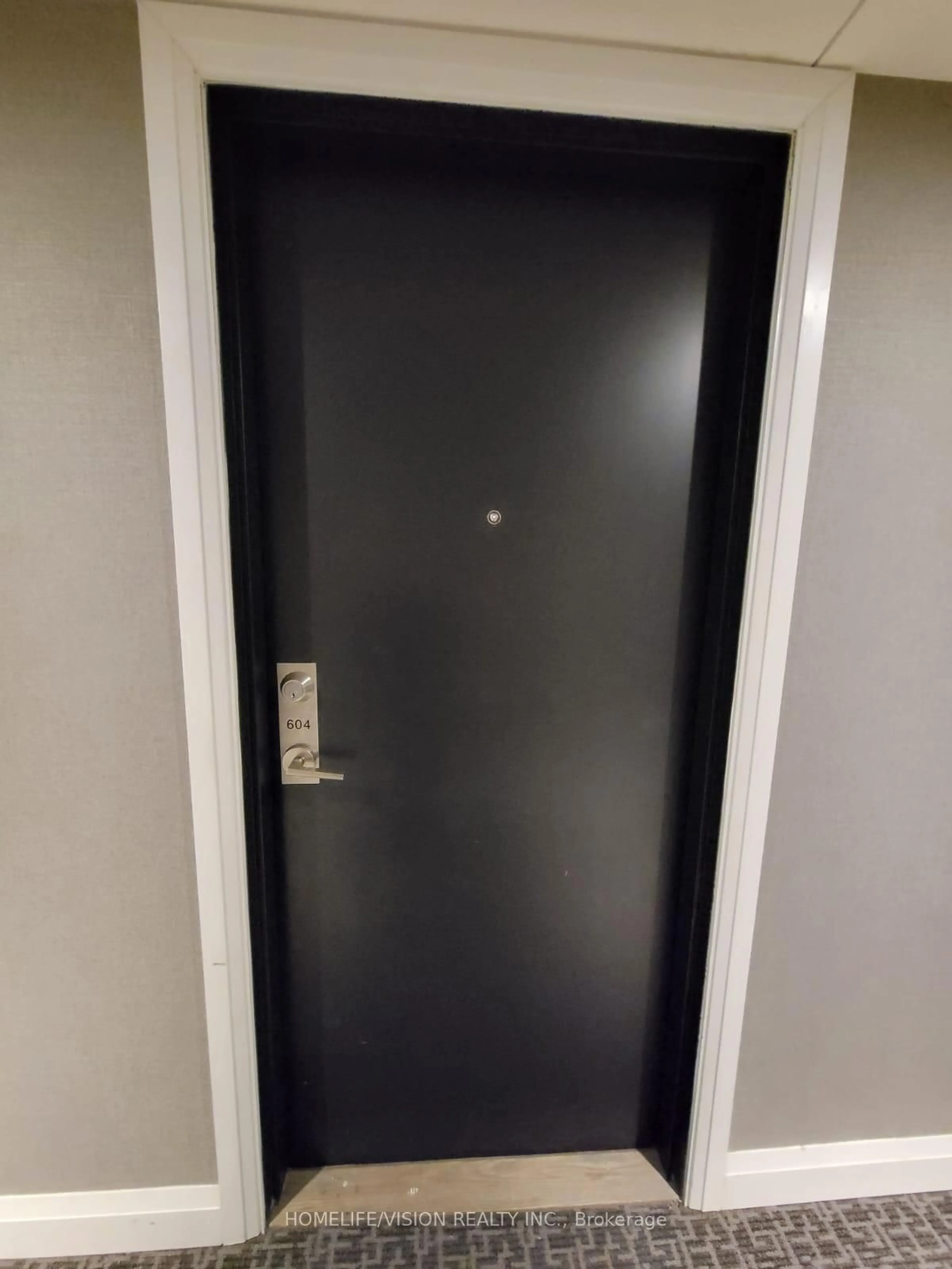 A pic of a room for 2152 Lawrence Ave #604, Toronto Ontario M1R 0B5