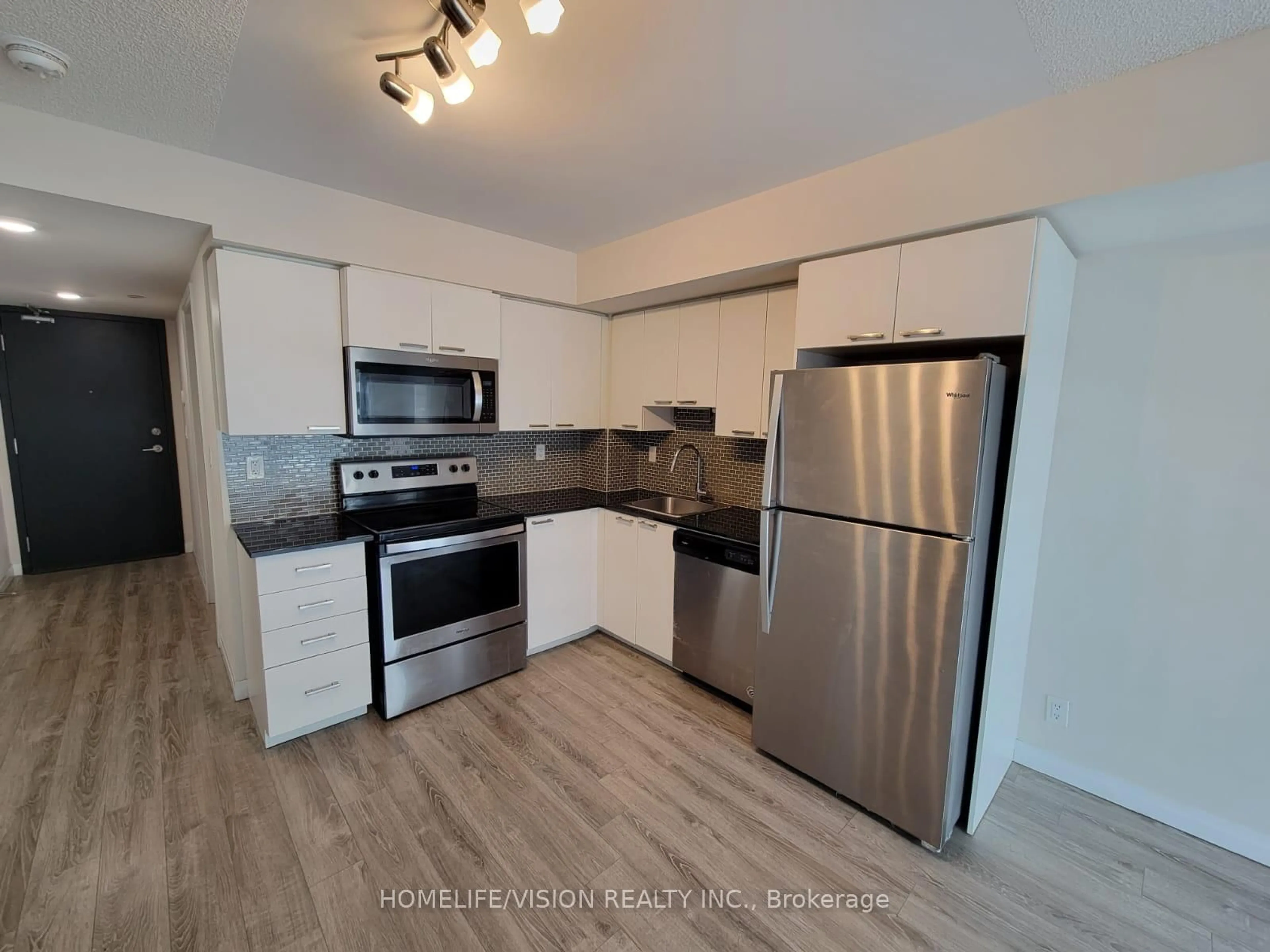 Standard kitchen, unknown for 2152 Lawrence Ave #604, Toronto Ontario M1R 0B5