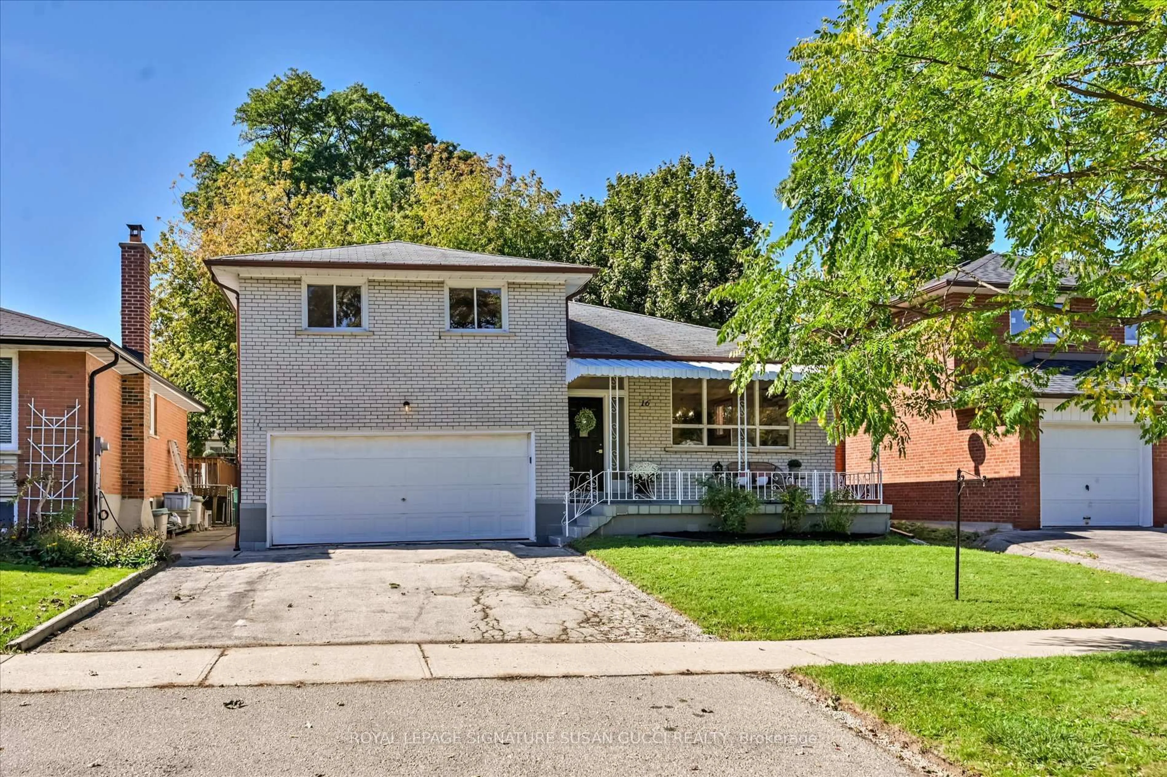 Home with brick exterior material, street for 16 Munford Cres, Toronto Ontario M4B 1C1