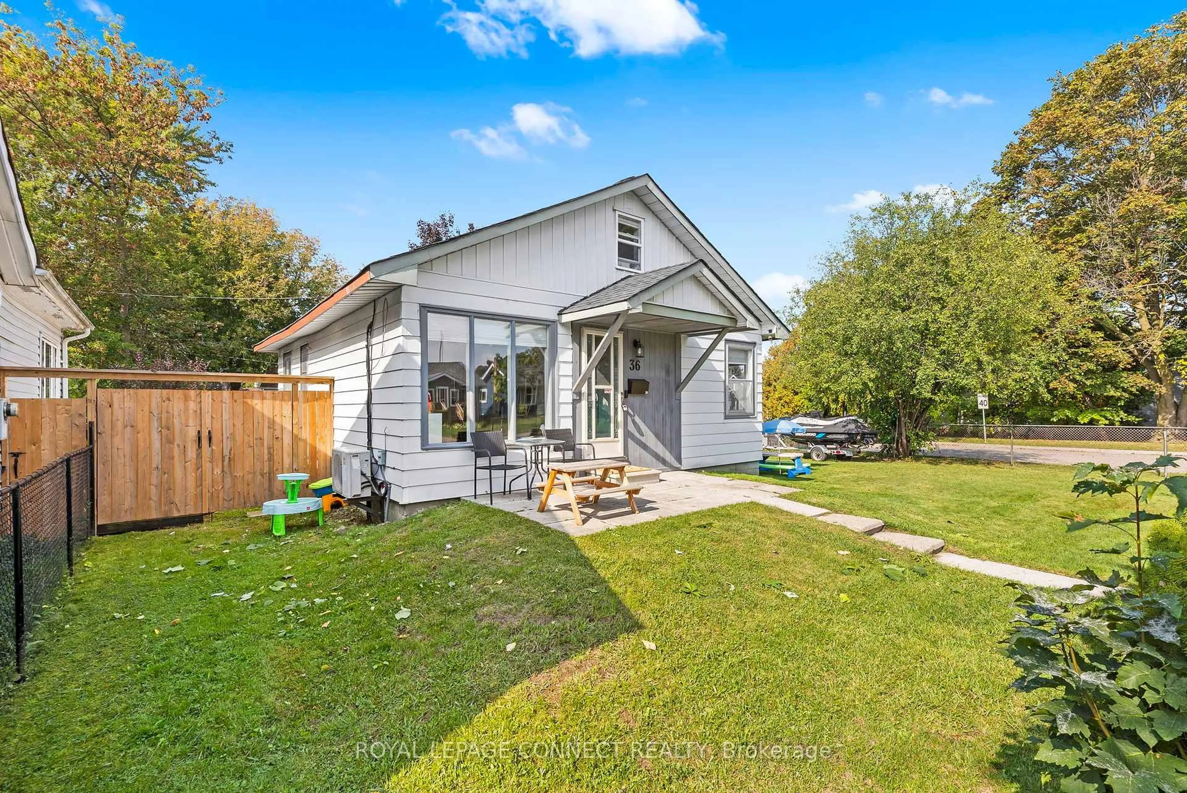 Unknown for 36 Tudor Ave, Ajax Ontario L1S 2A3