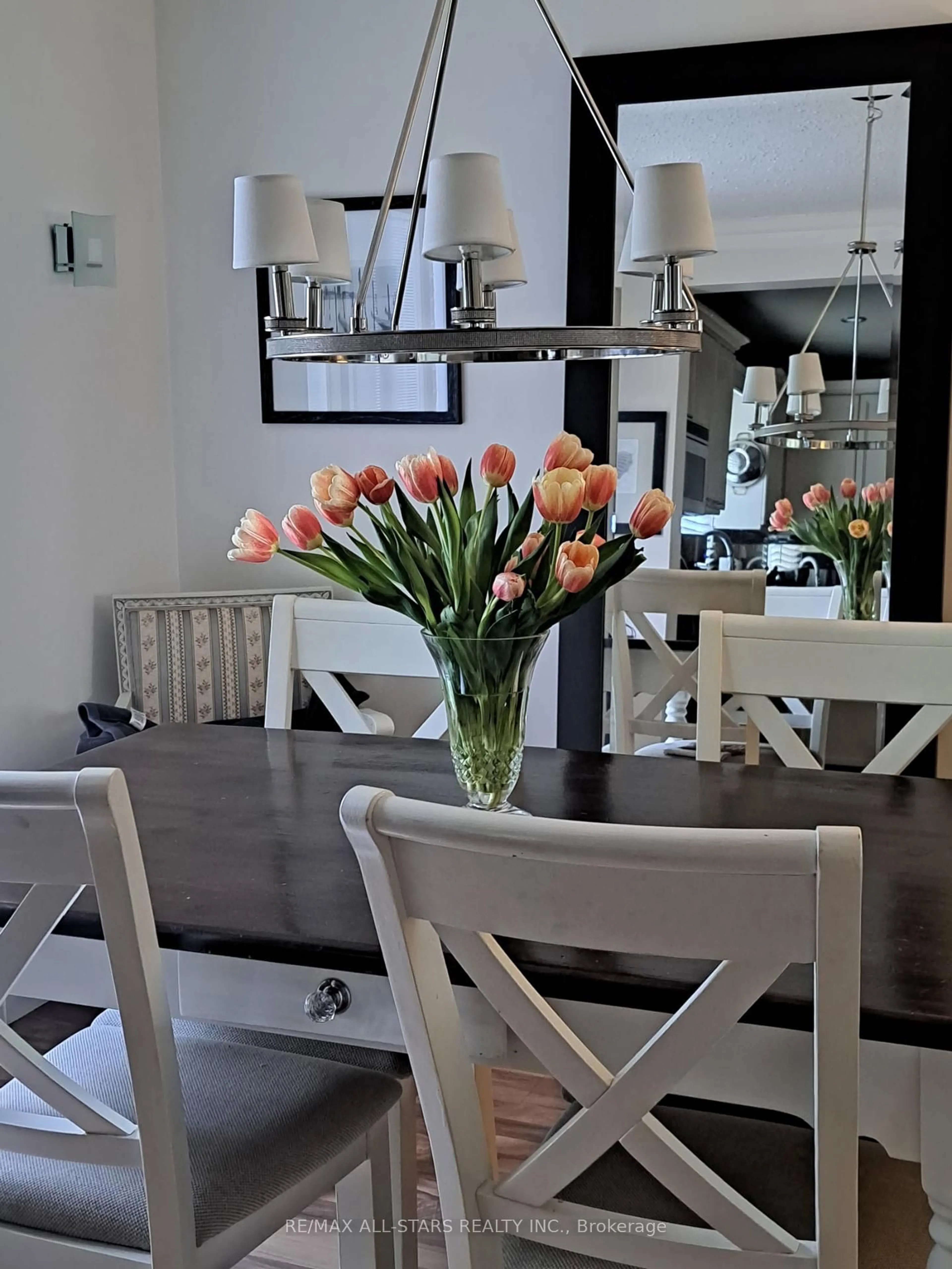 Dining room, unknown for 689 Foxwood Tr, Pickering Ontario L1V 3Y1