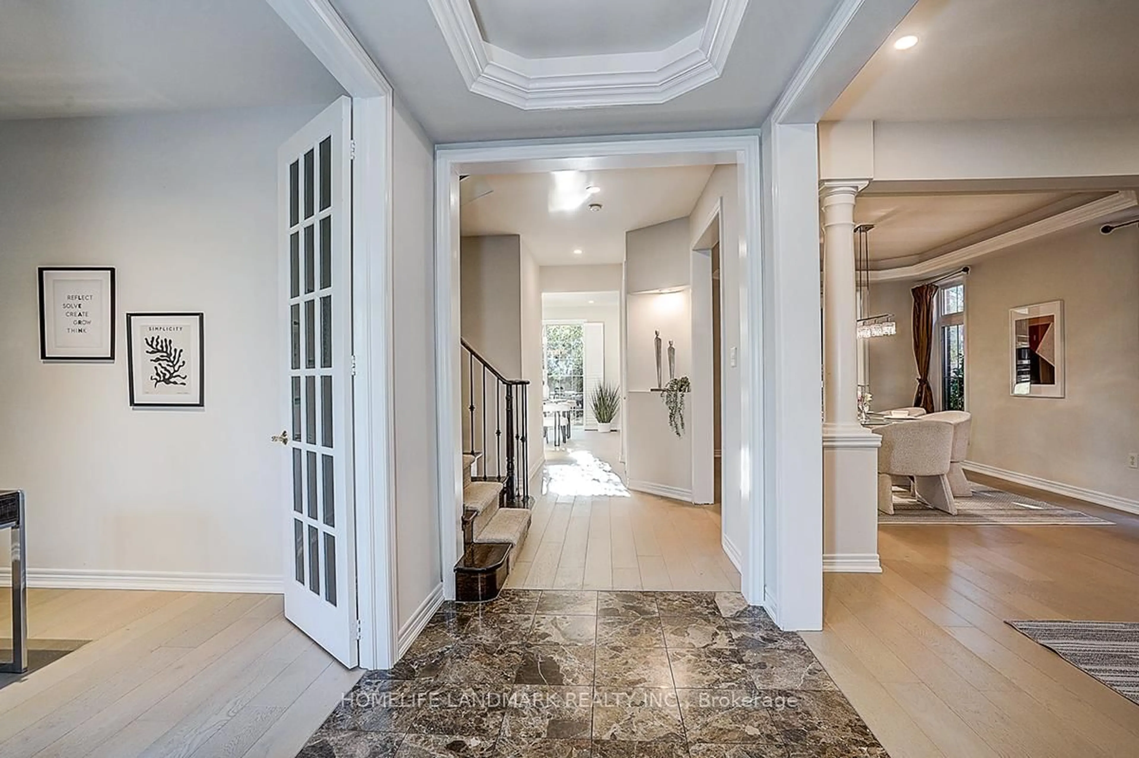 Indoor entryway for 92 Montgomery Ave, Whitby Ontario L1M 2N7