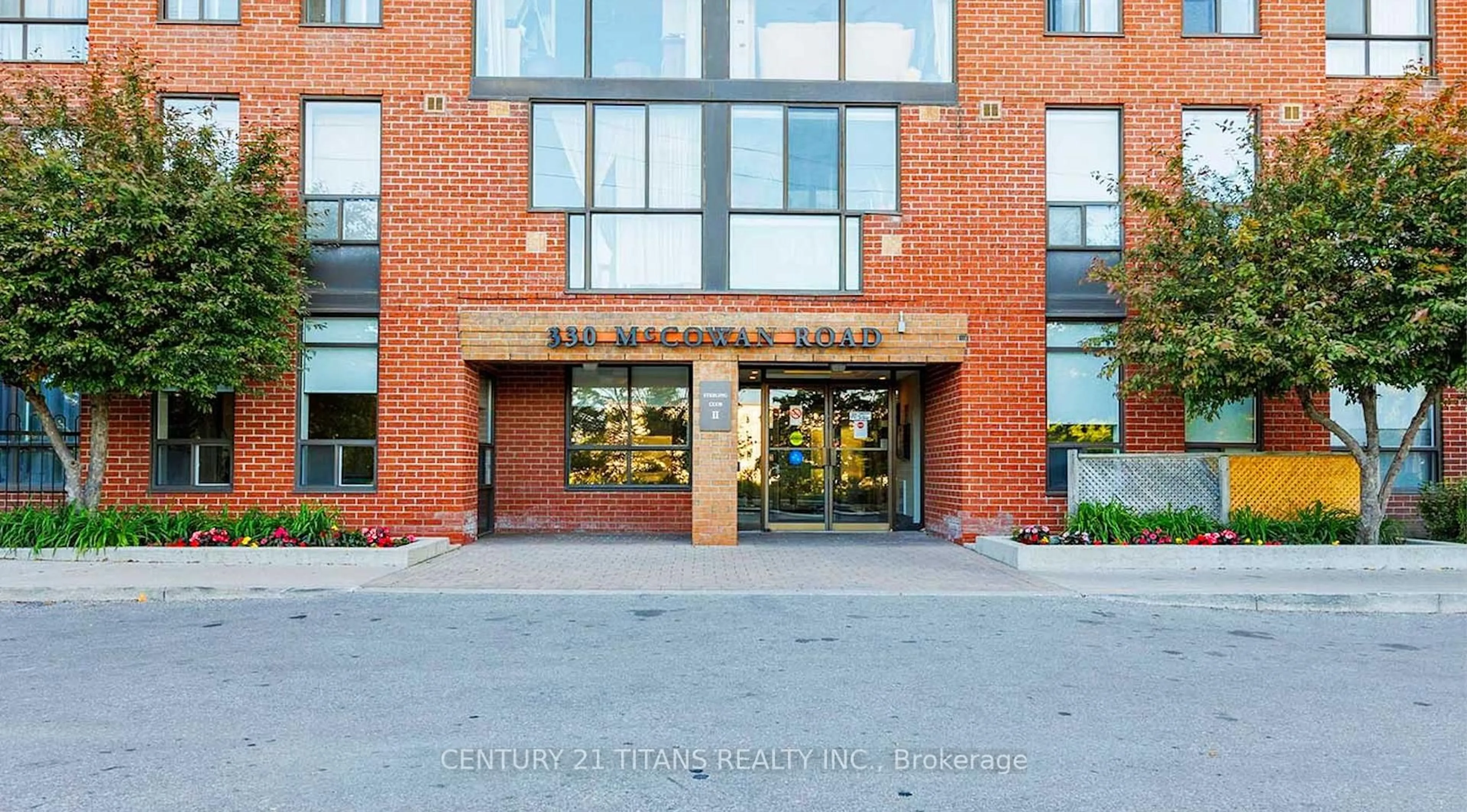 Indoor foyer for 330 Mccowan Rd #1206, Toronto Ontario M1J 3N3