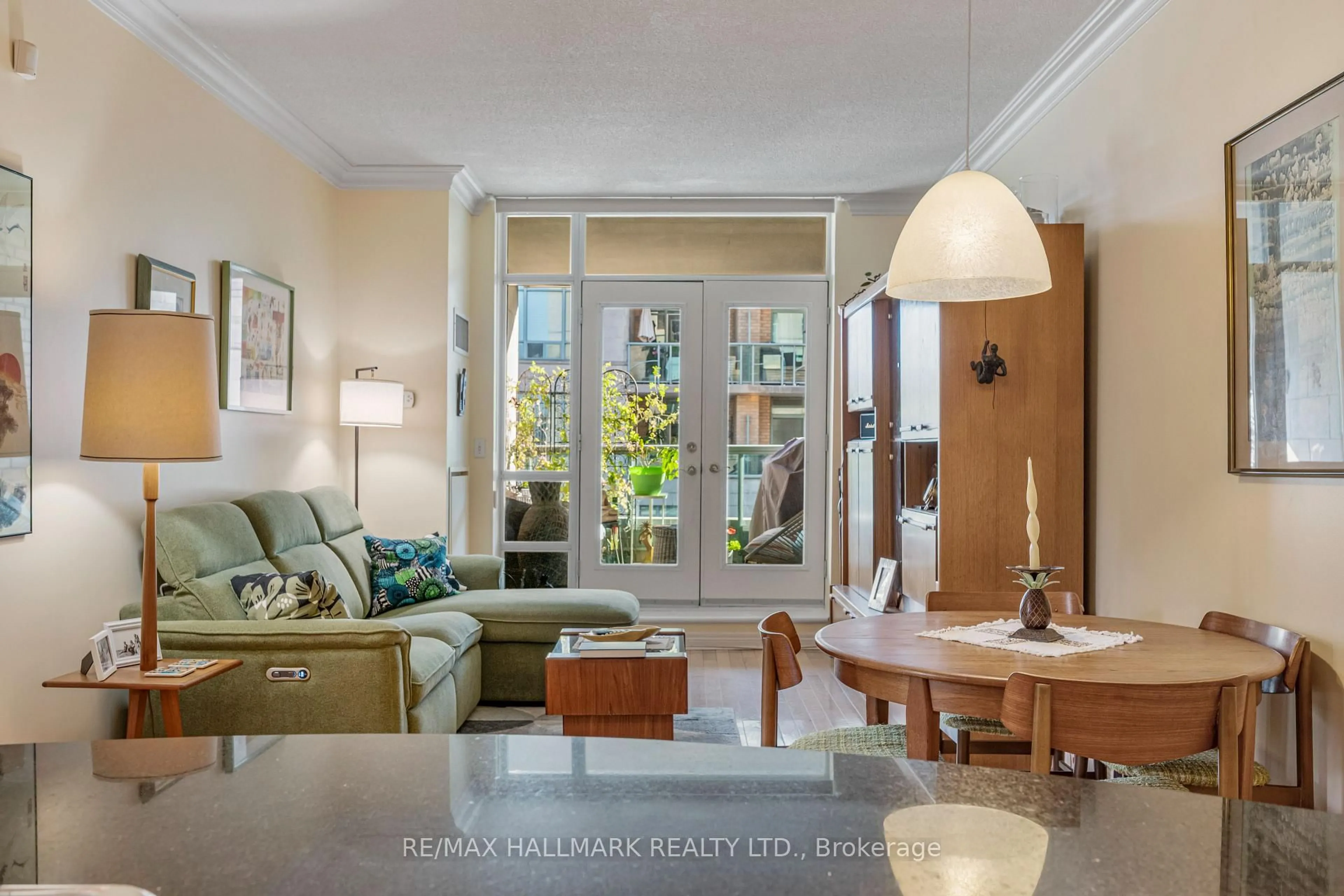 Living room with furniture, unknown for 35 Boardwalk Dr #222, Toronto Ontario M4L 3Y8