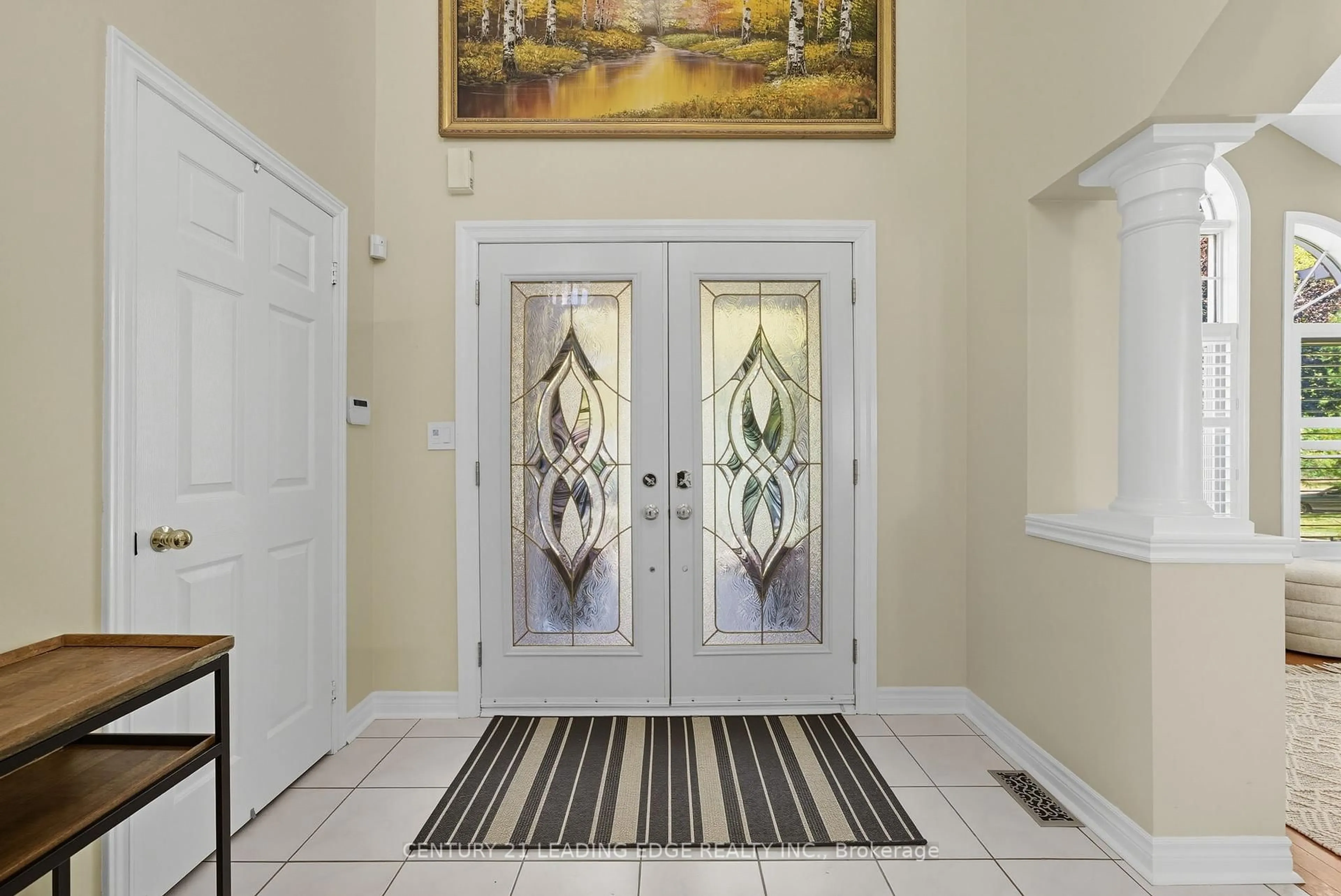 Indoor entryway for 2308 Abbott Cres, Pickering Ontario L1X 2T5