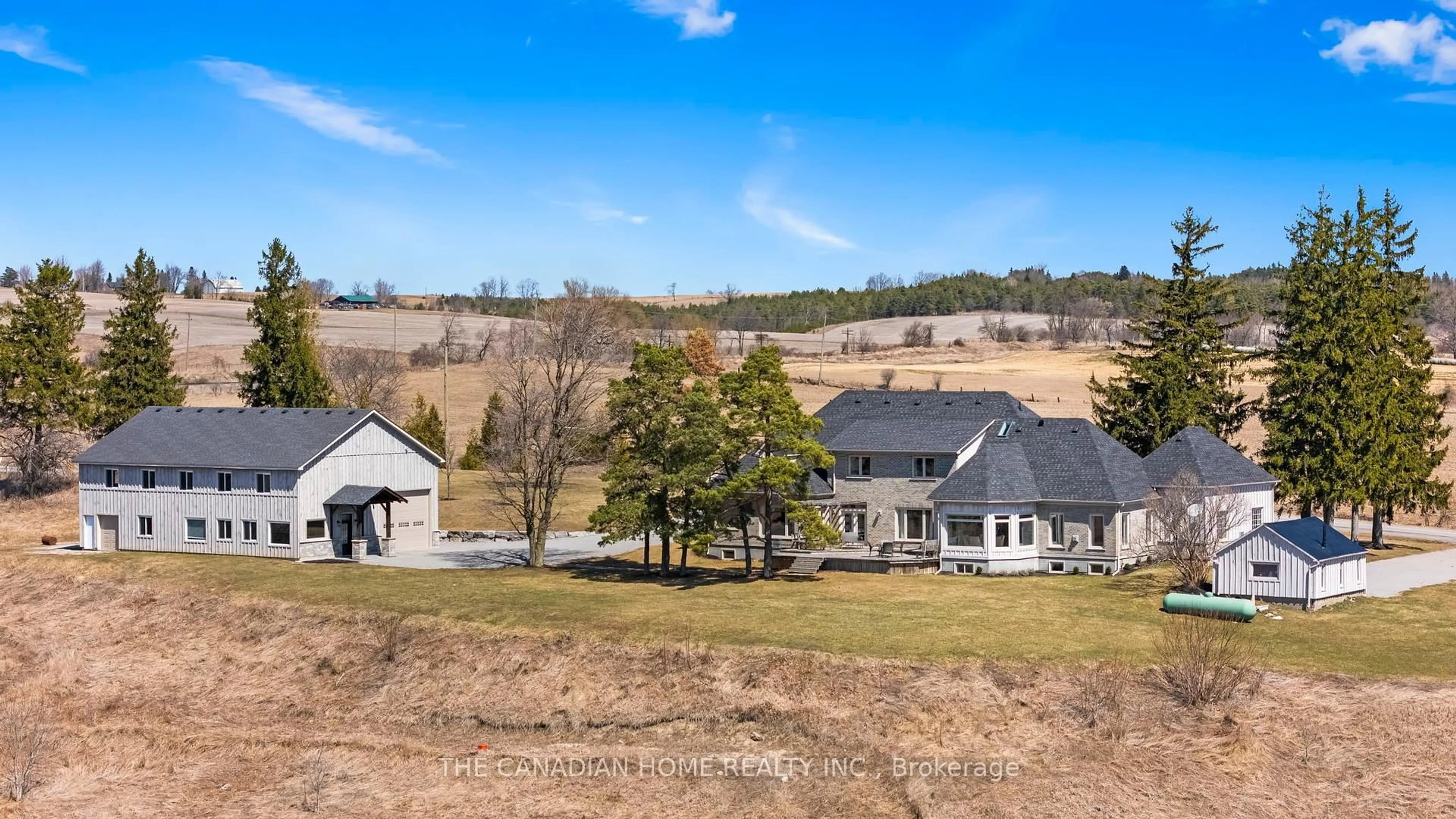 A pic from outside/outdoor area/front of a property/back of a property/a pic from drone, unknown for 5038 Thornton Rd, Oshawa Ontario L1H 7K4