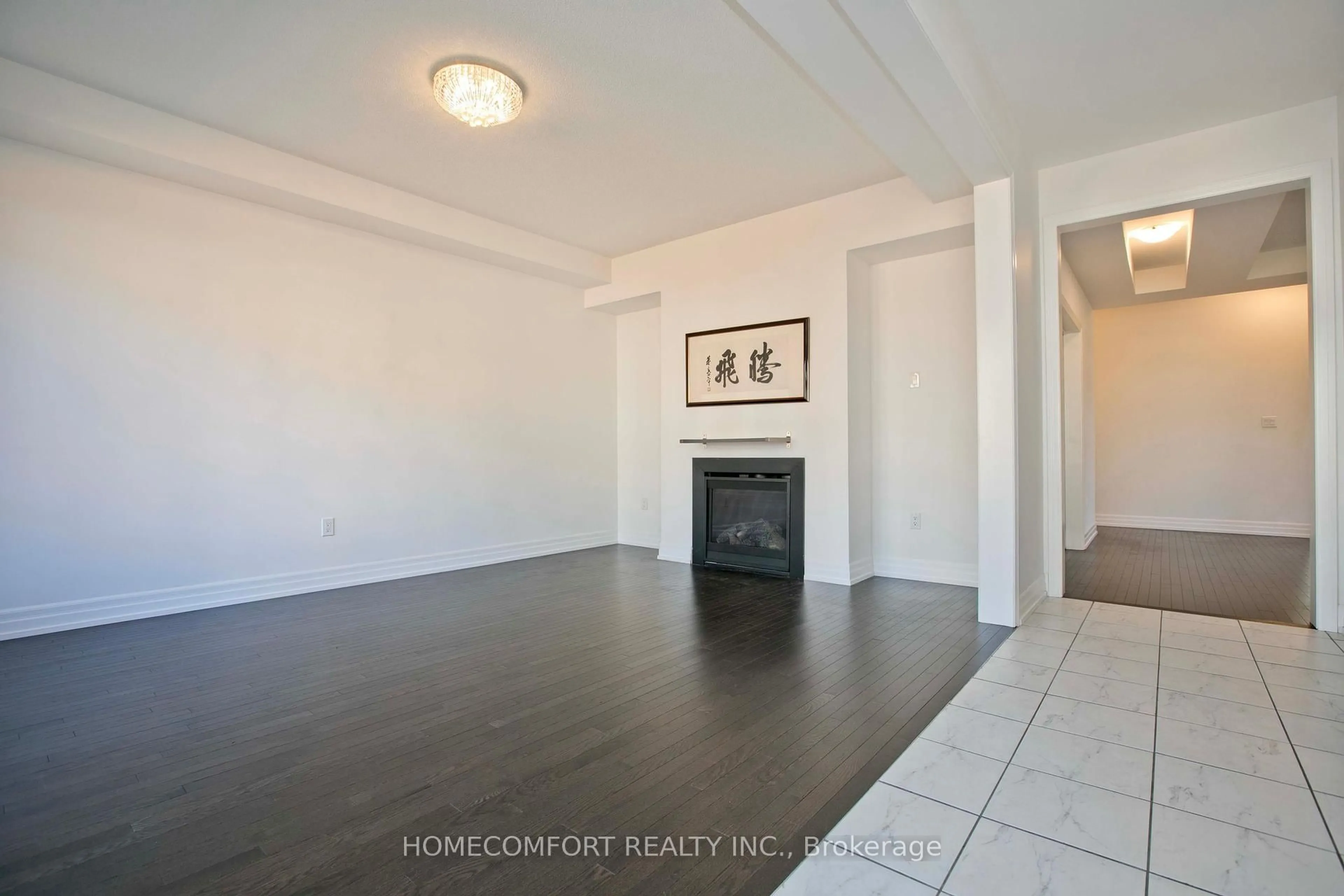 A pic of a room for 14 St Ives Cres, Whitby Ontario L1P 0C5