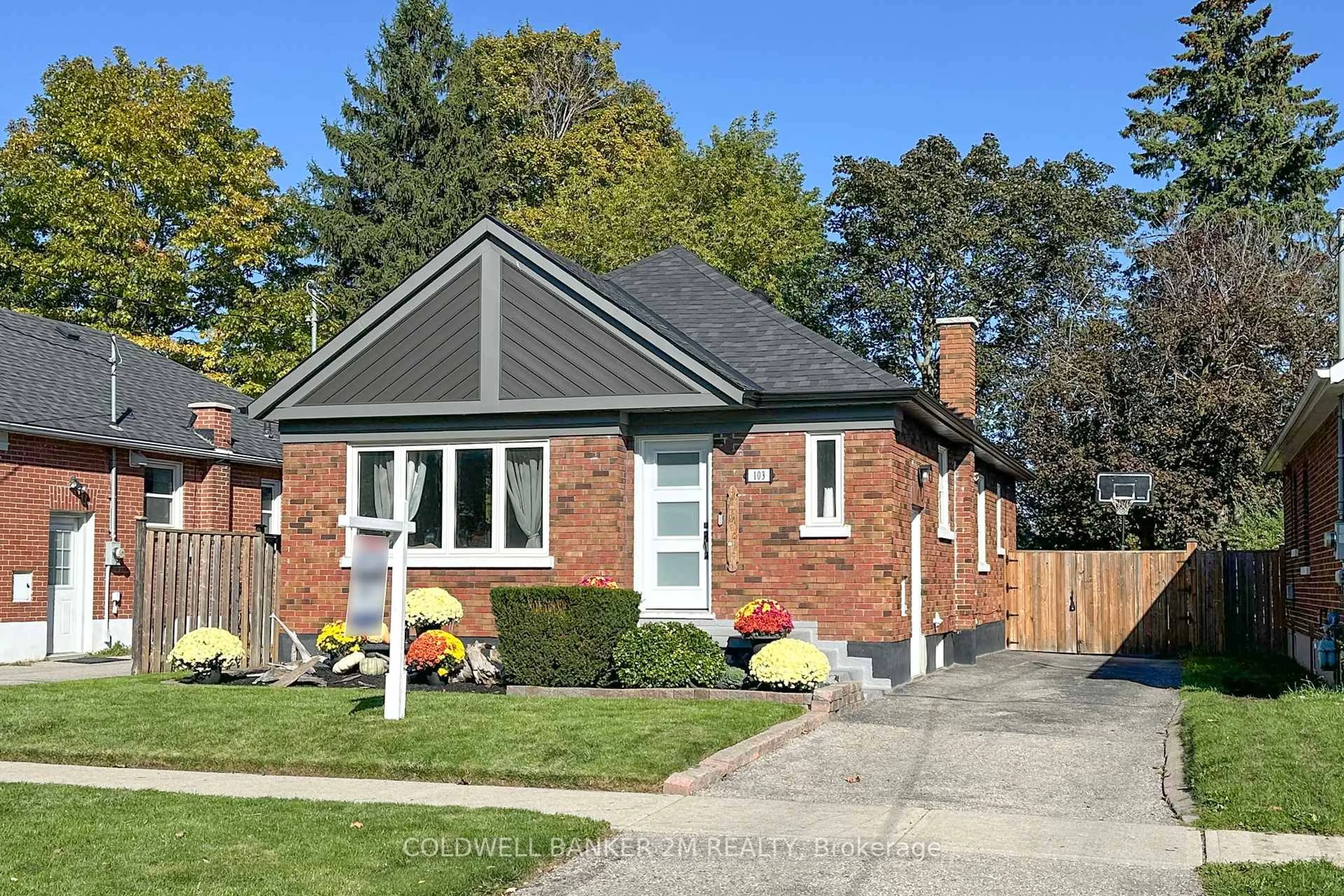 Home with brick exterior material, street for 103 Oakes Ave, Oshawa Ontario L1G 6C5