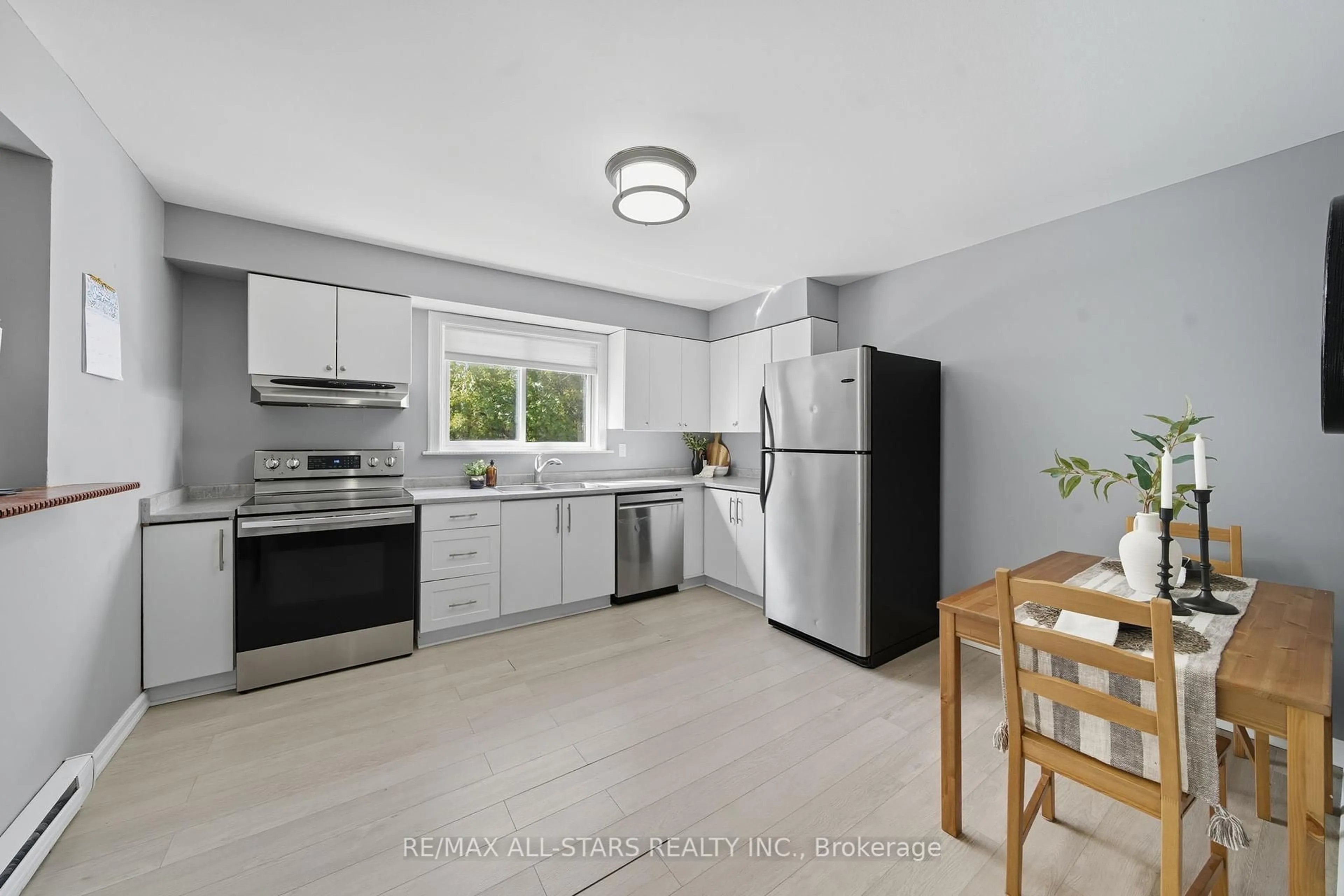 Standard kitchen, ceramic/tile floor for 506 Normandy St #20, Oshawa Ontario L1H 7N8