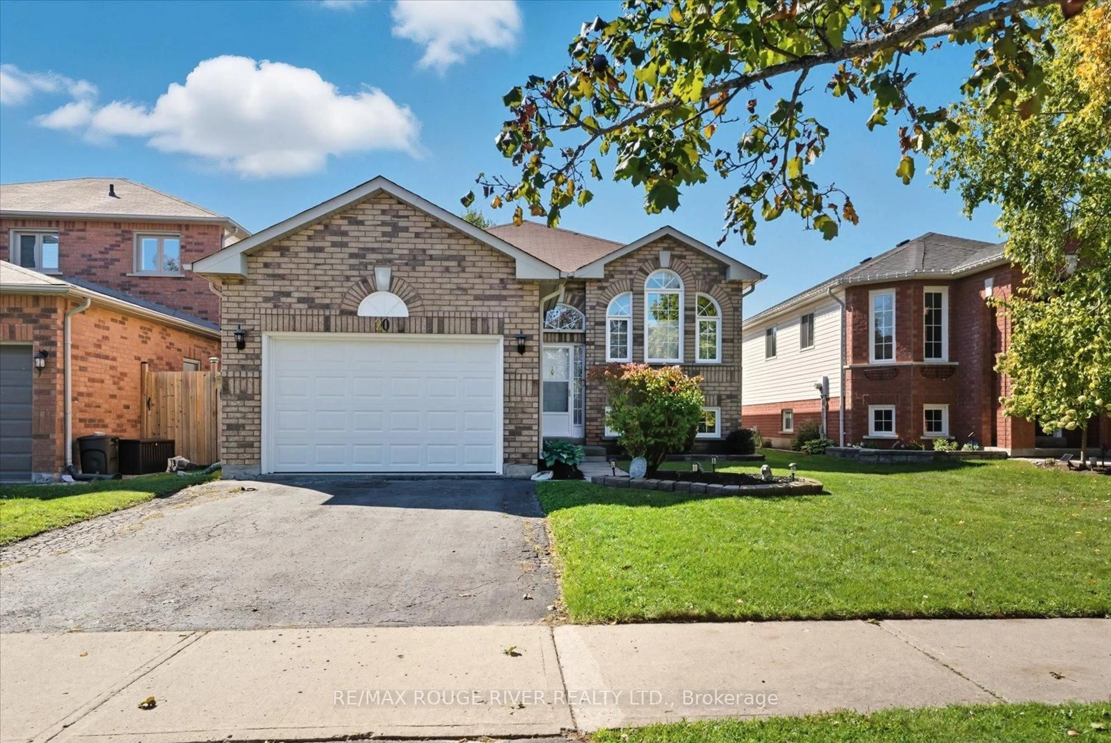 Home with brick exterior material, street for 20 Laurelwood St, Clarington Ontario L1C 4Z7