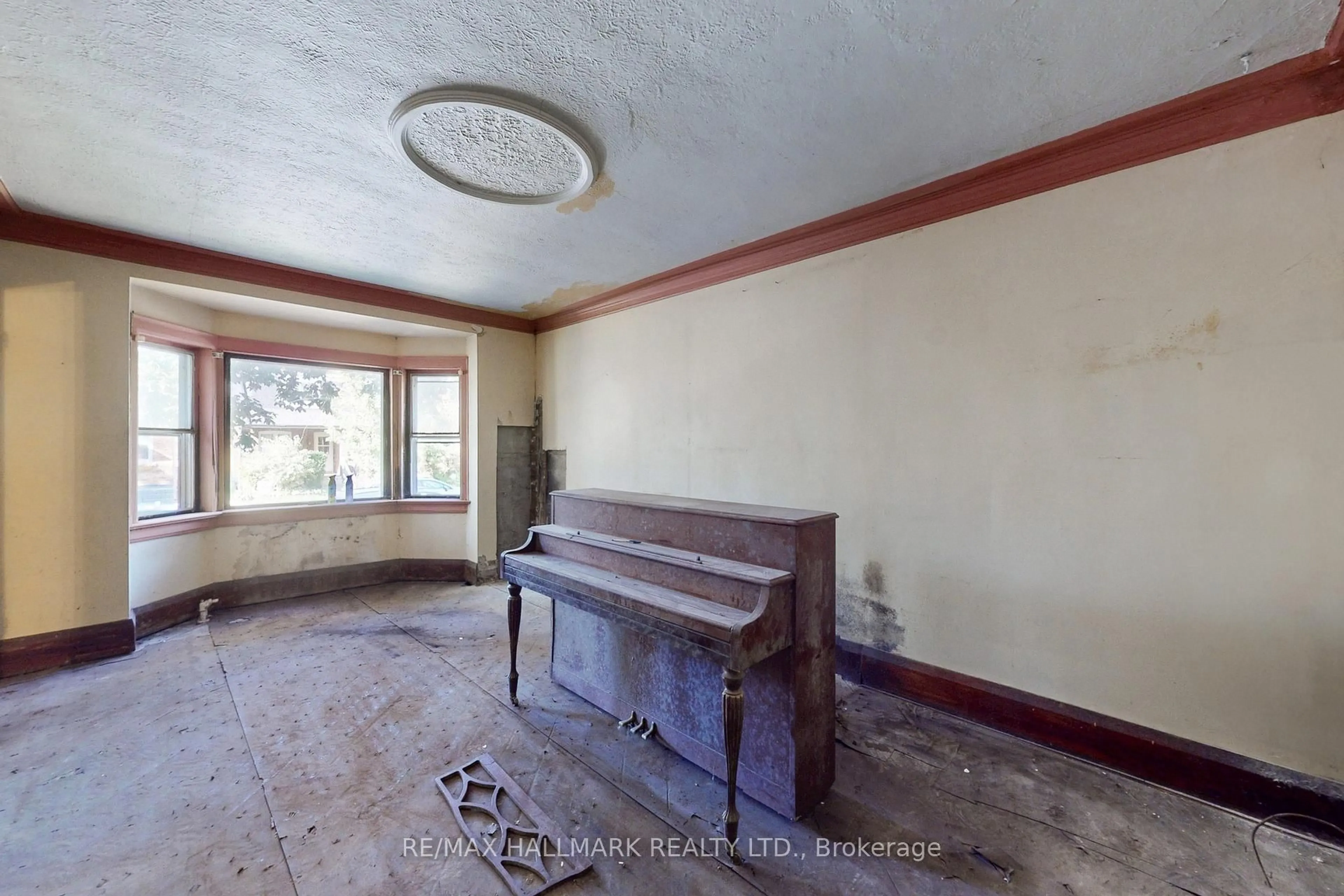 A pic of a room for 53 Highfield Rd, Toronto Ontario M4L 2T9