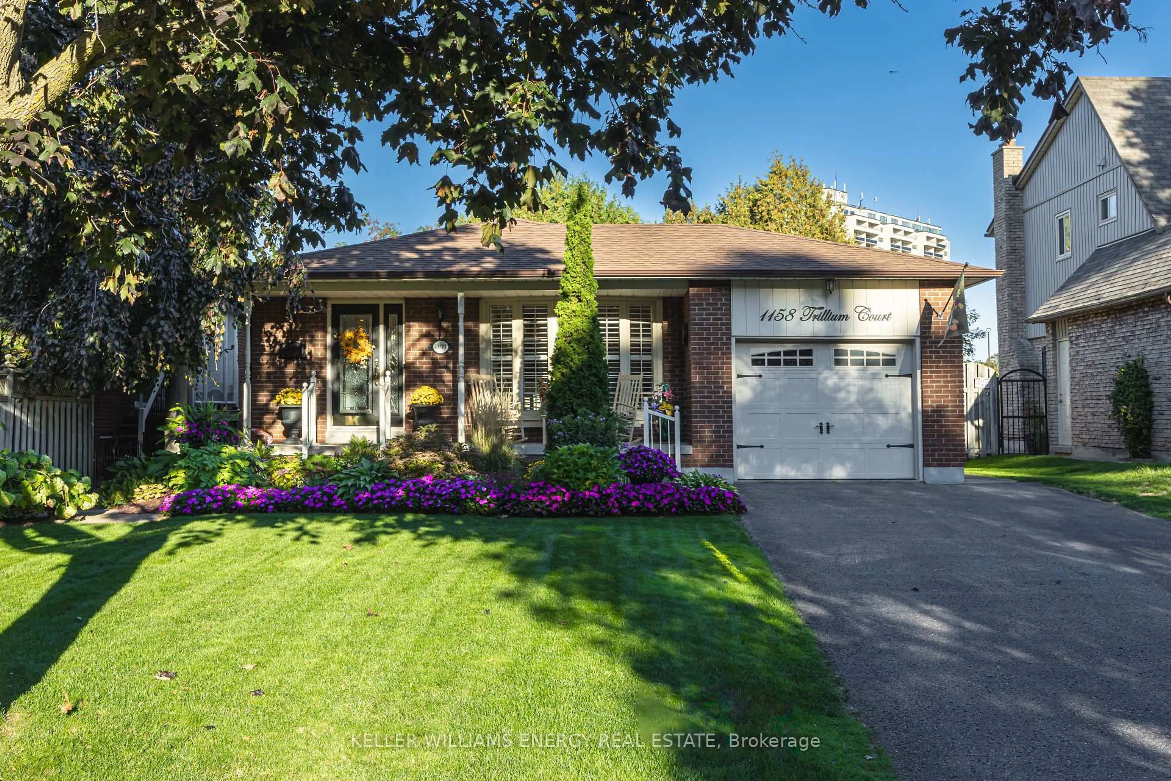 Home with brick exterior material, street for 1158 Trillium Crt, Oshawa Ontario L1G 7M2