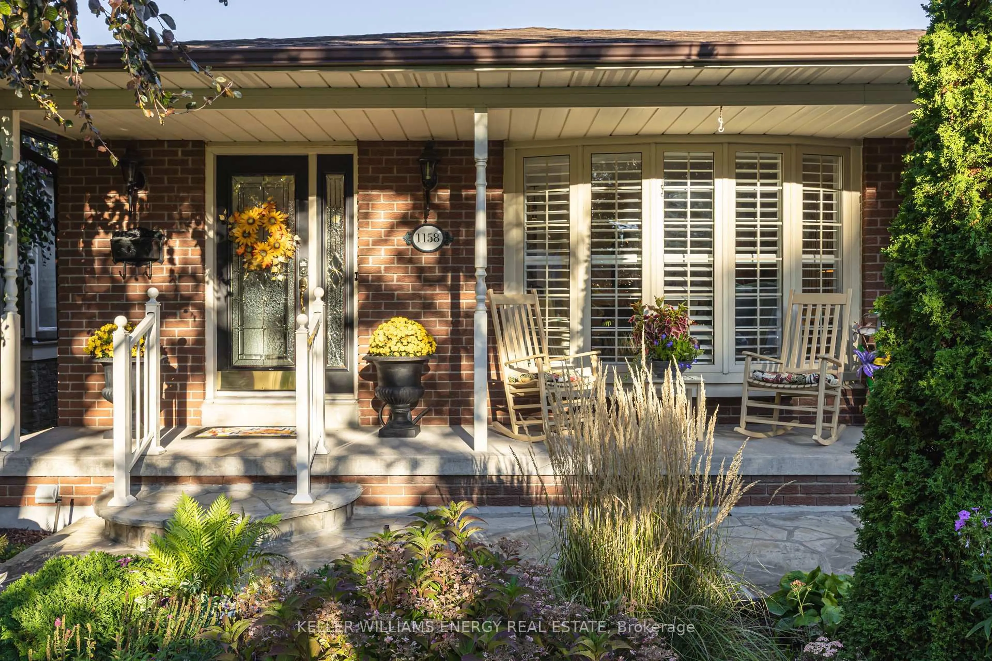 Home with brick exterior material, street for 1158 Trillium Crt, Oshawa Ontario L1G 7M2
