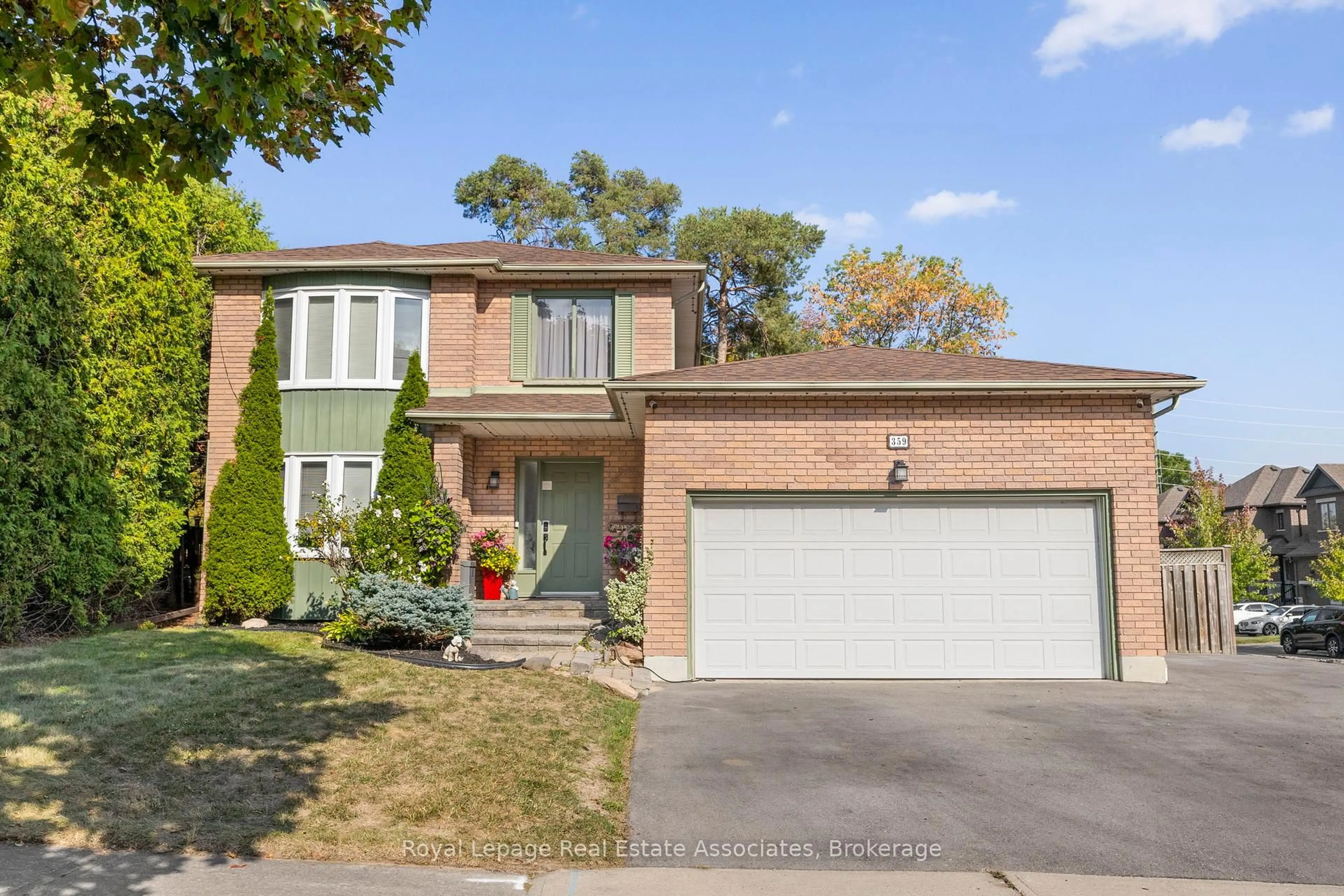 Home with brick exterior material, street for 359 Salerno St, Oshawa Ontario L1J 7H7