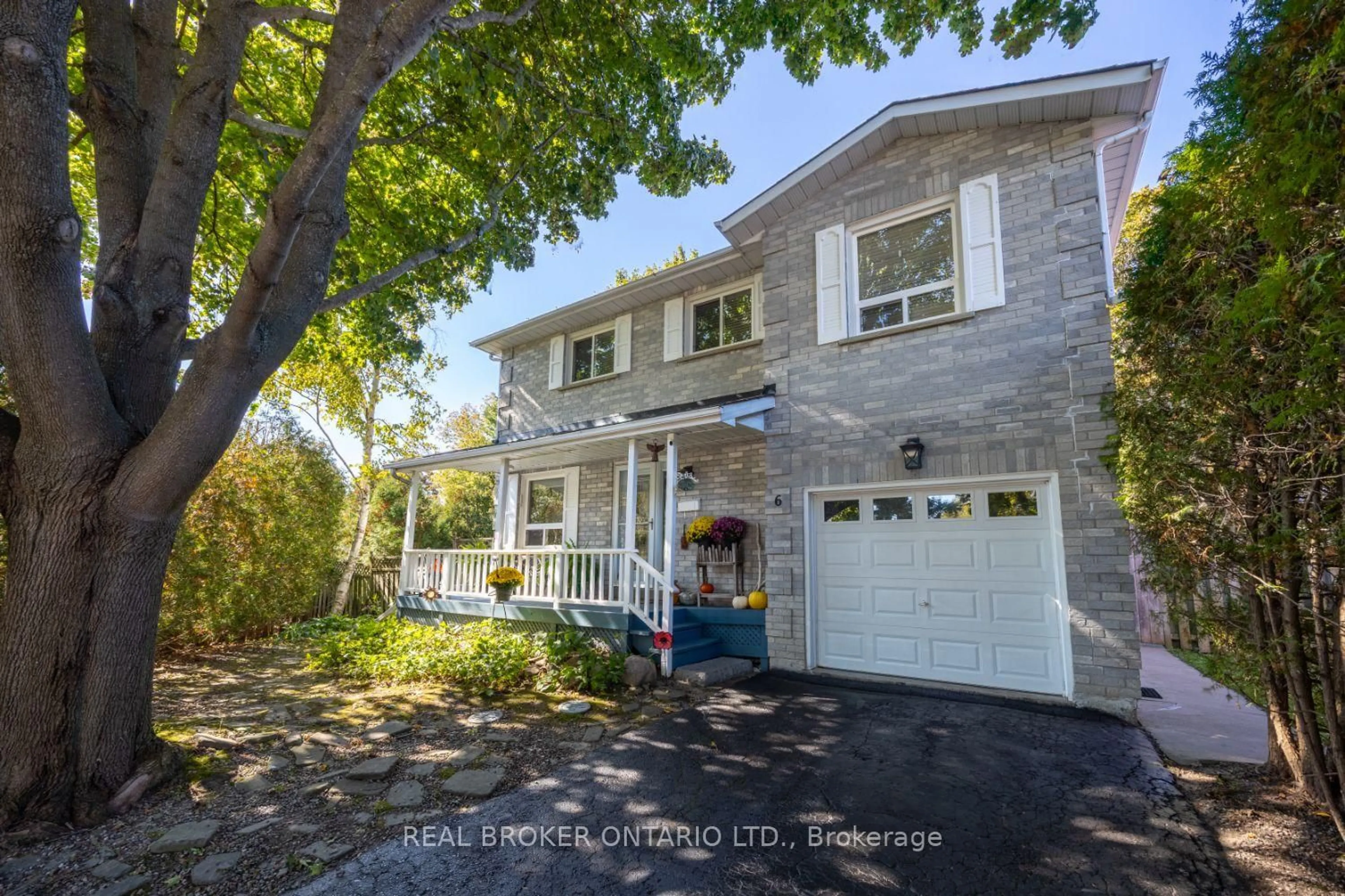 Unknown for 6 Andrew Crt, Clarington Ontario L1B 1J5