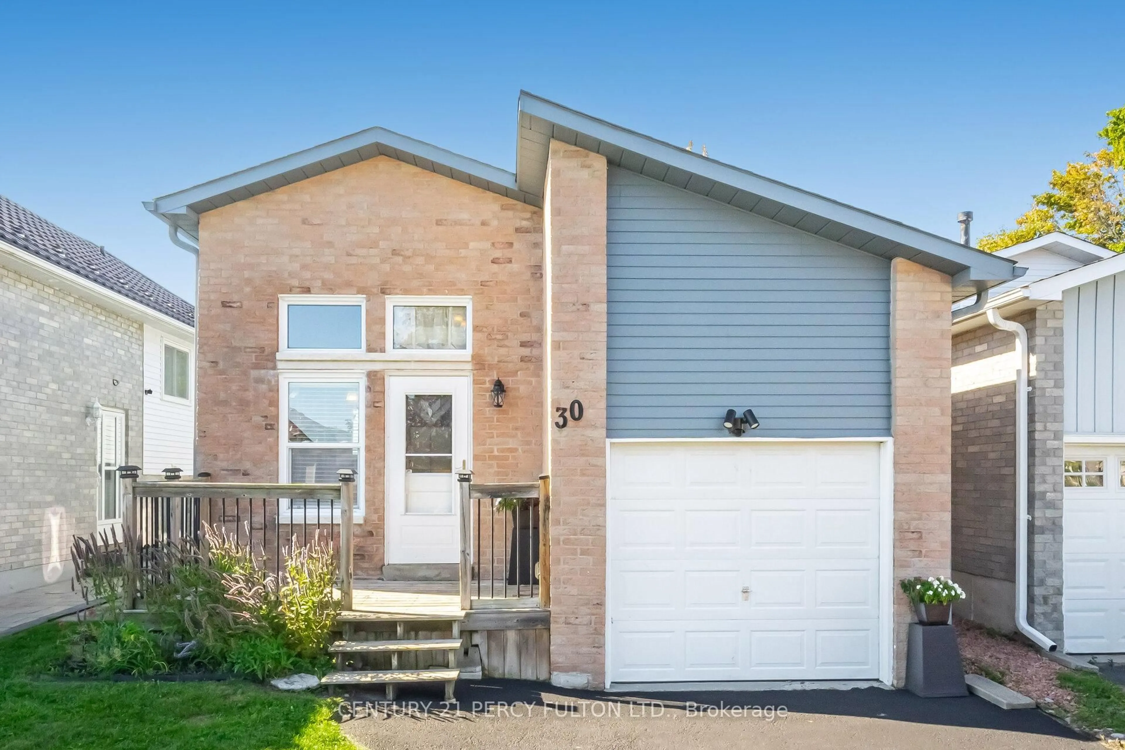 Home with brick exterior material, street for 30 Firwood Ave, Clarington Ontario L1E 1P9