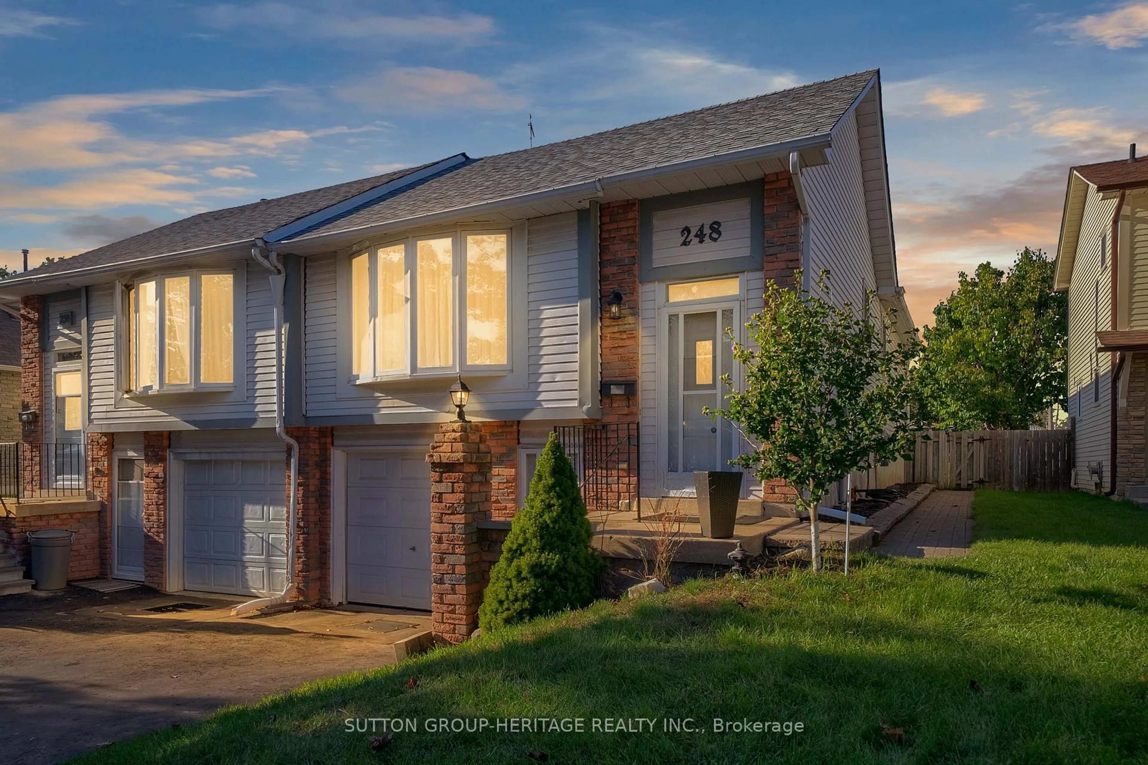 Home with vinyl exterior material, street for 248 Northminister Crt, Oshawa Ontario L1G 7M6