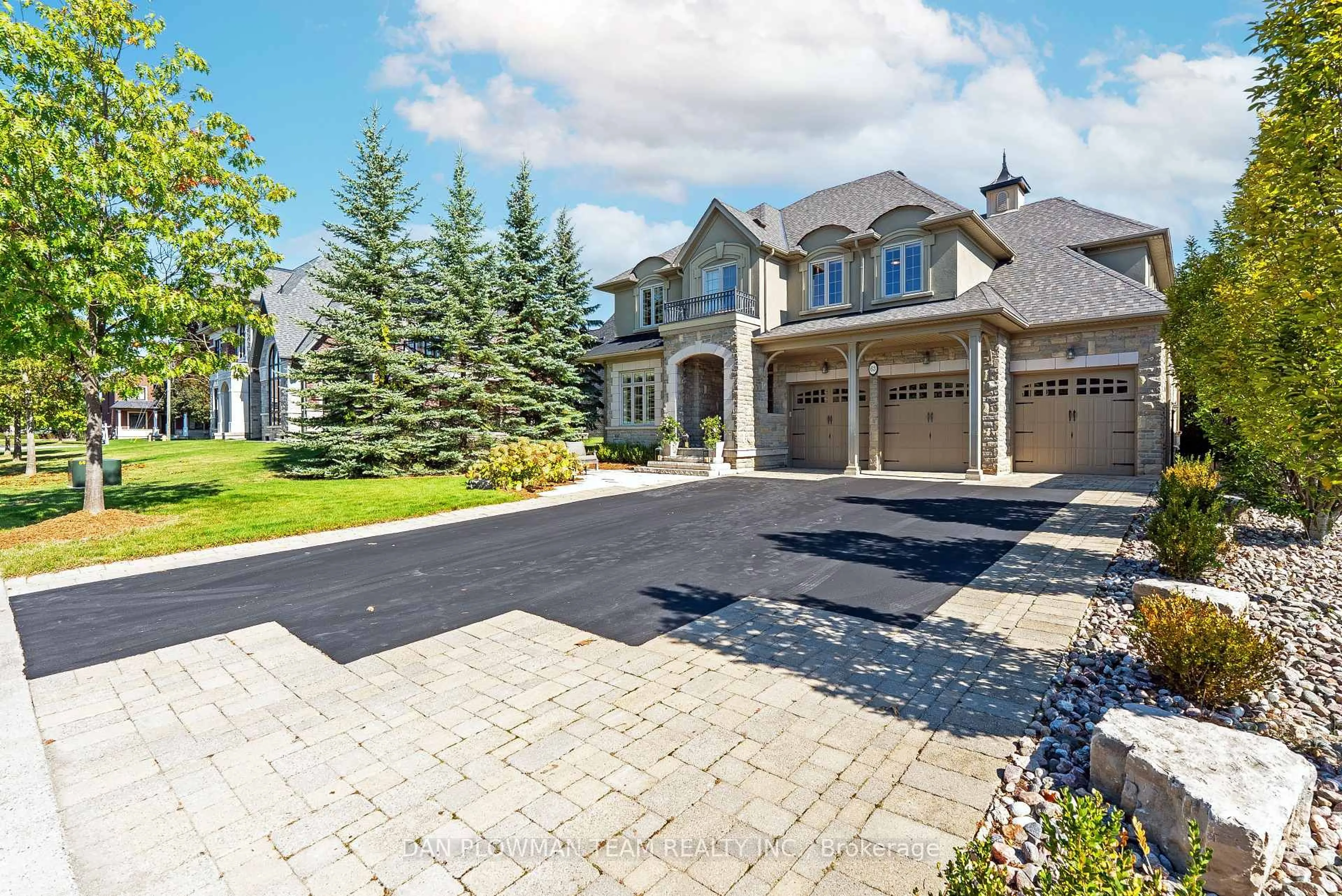 Home with brick exterior material, street for 63 North St, Whitby Ontario L1M 0C6