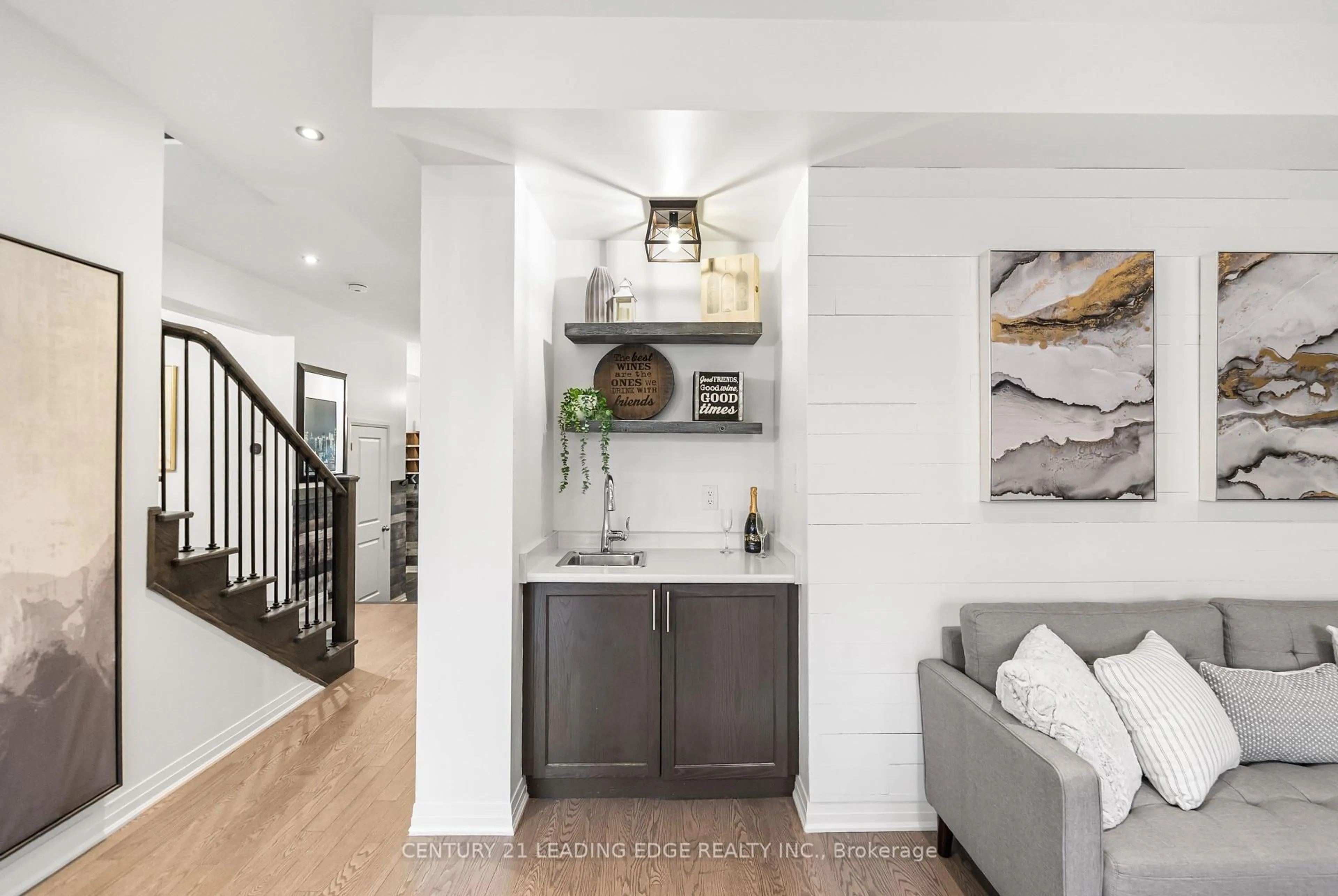Unknown for 15 Larkin Lane, Clarington Ontario L1C 4A7