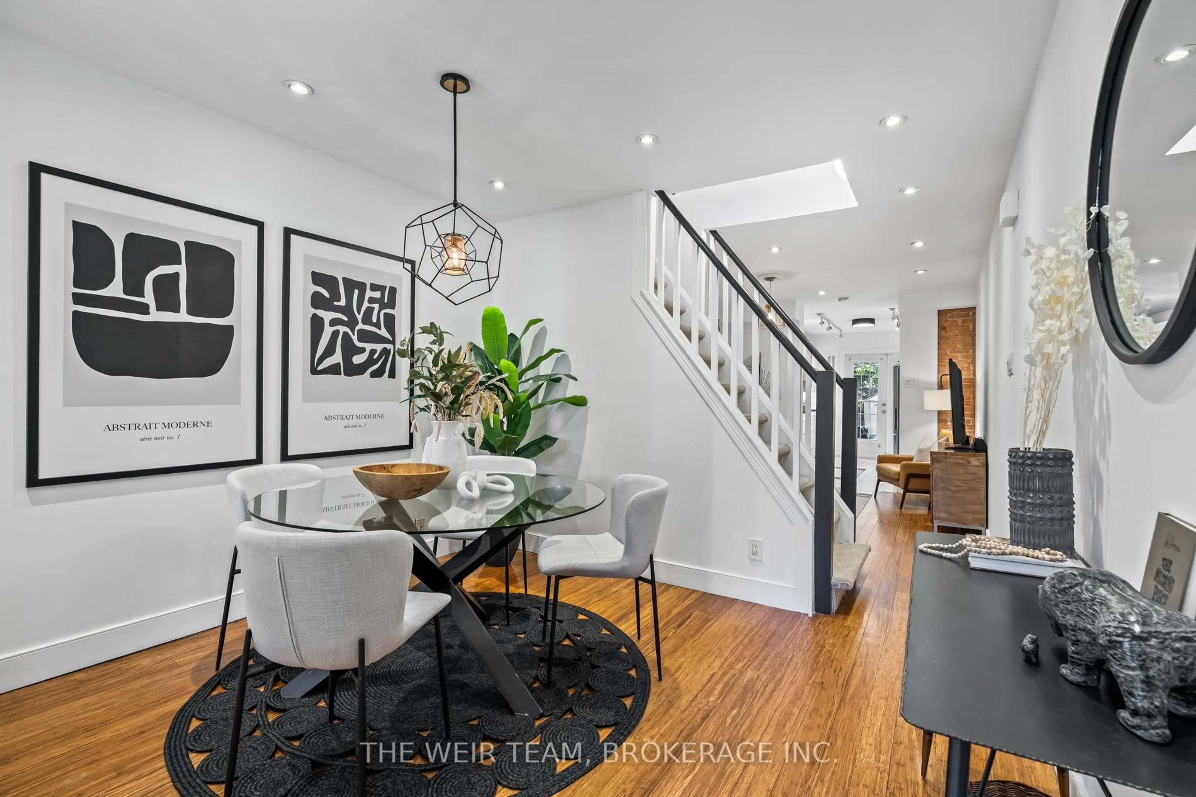 Dining room, unknown for 612 Woodbine Ave, Toronto Ontario M4E 2J1