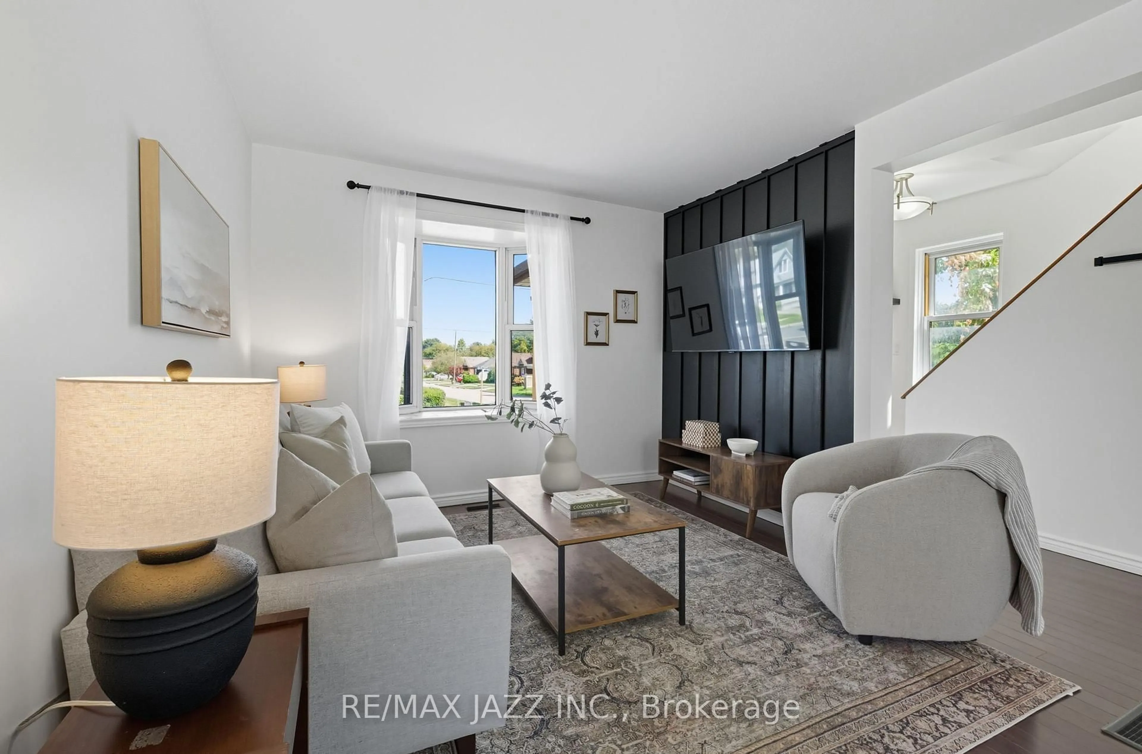 Living room with furniture, unknown for 264 Ritson Rd, Oshawa Ontario L1H 5J1