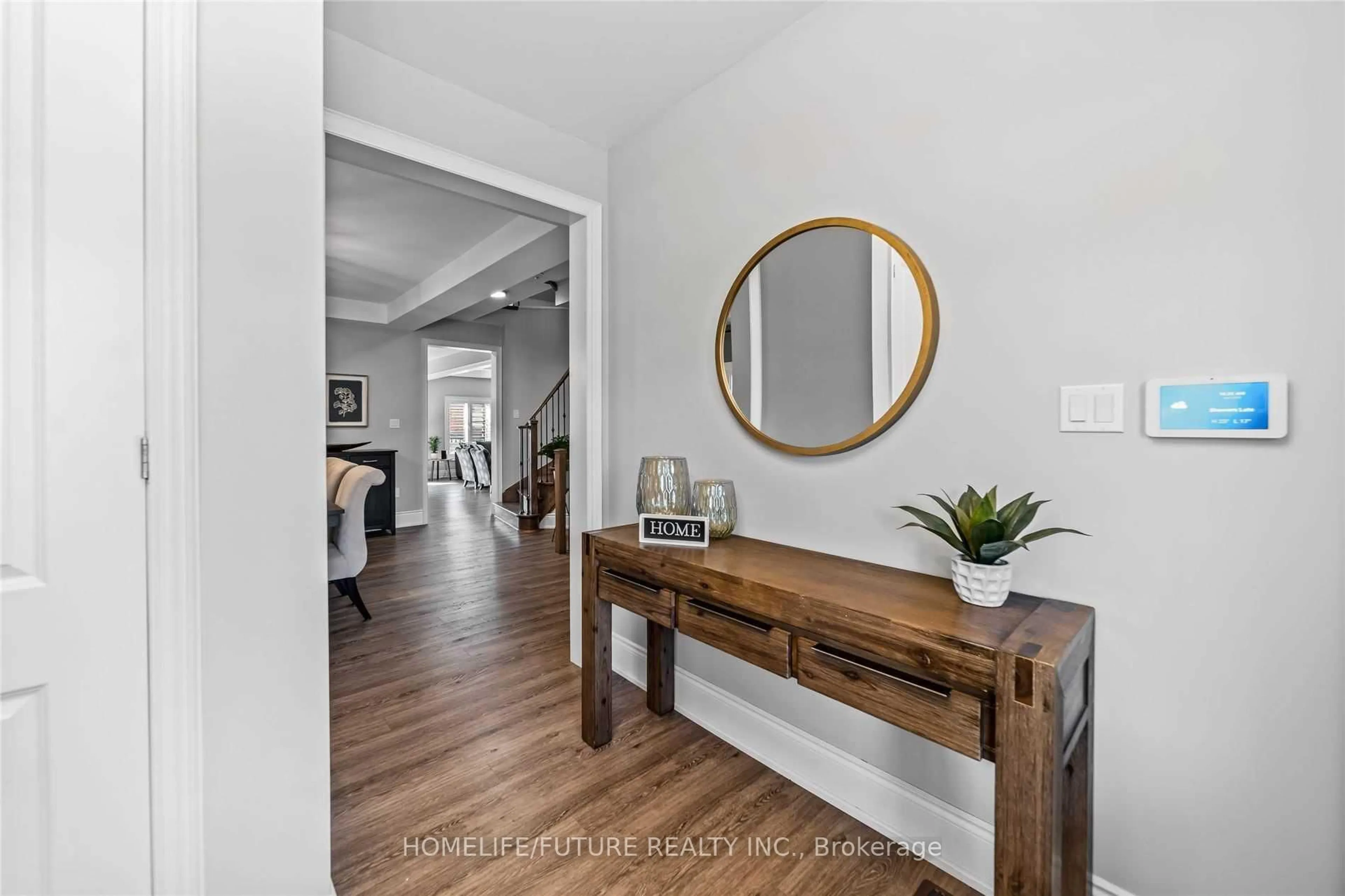 Indoor entryway for 238 Lyle Dr, Clarington Ontario L1C 0V6
