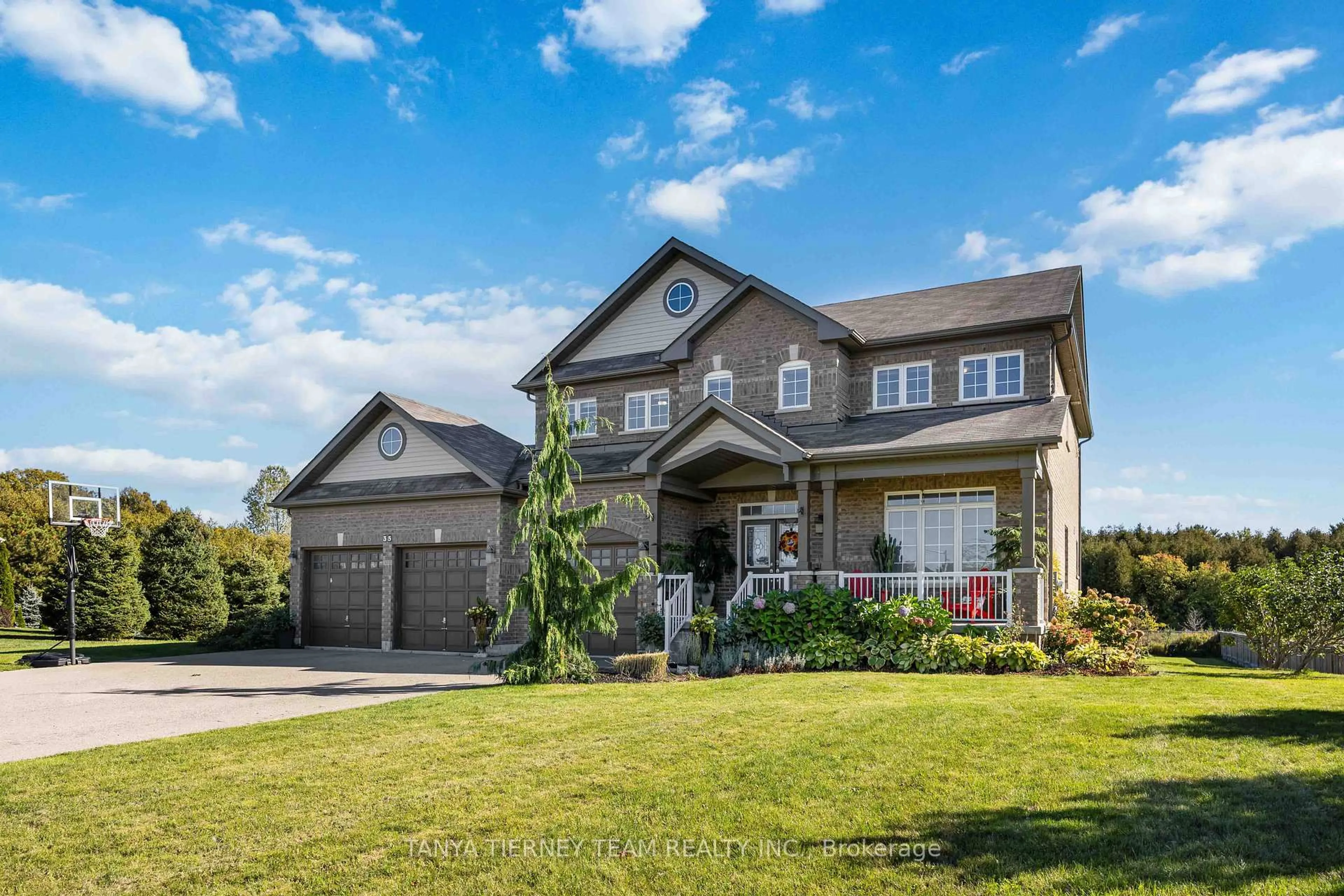 Home with vinyl exterior material, unknown for 35 Charles Tilley Cres, Clarington Ontario L0A 1J0