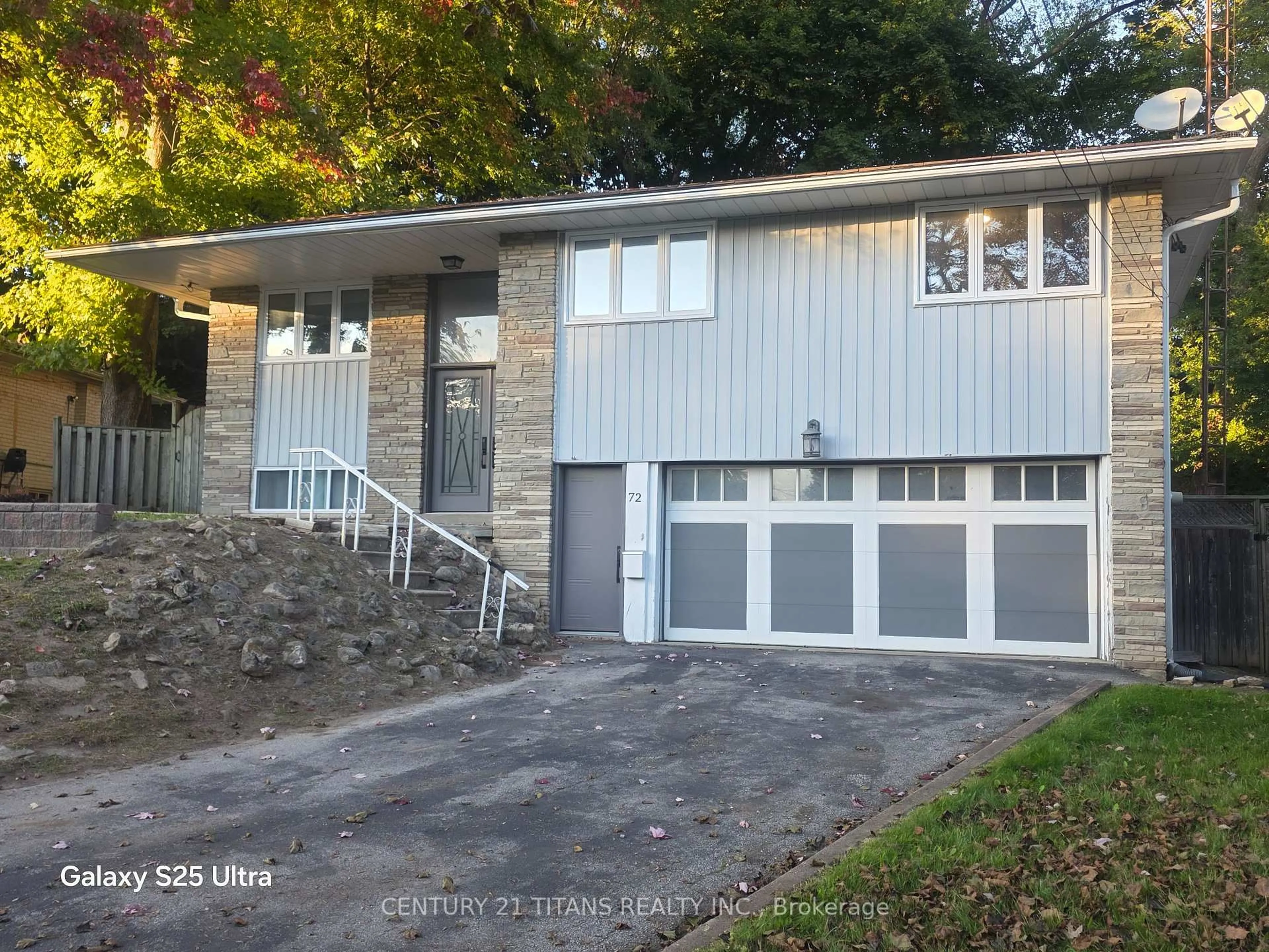 Home with vinyl exterior material, street for 72 Felicity Dr, Toronto Ontario M1H 1E3