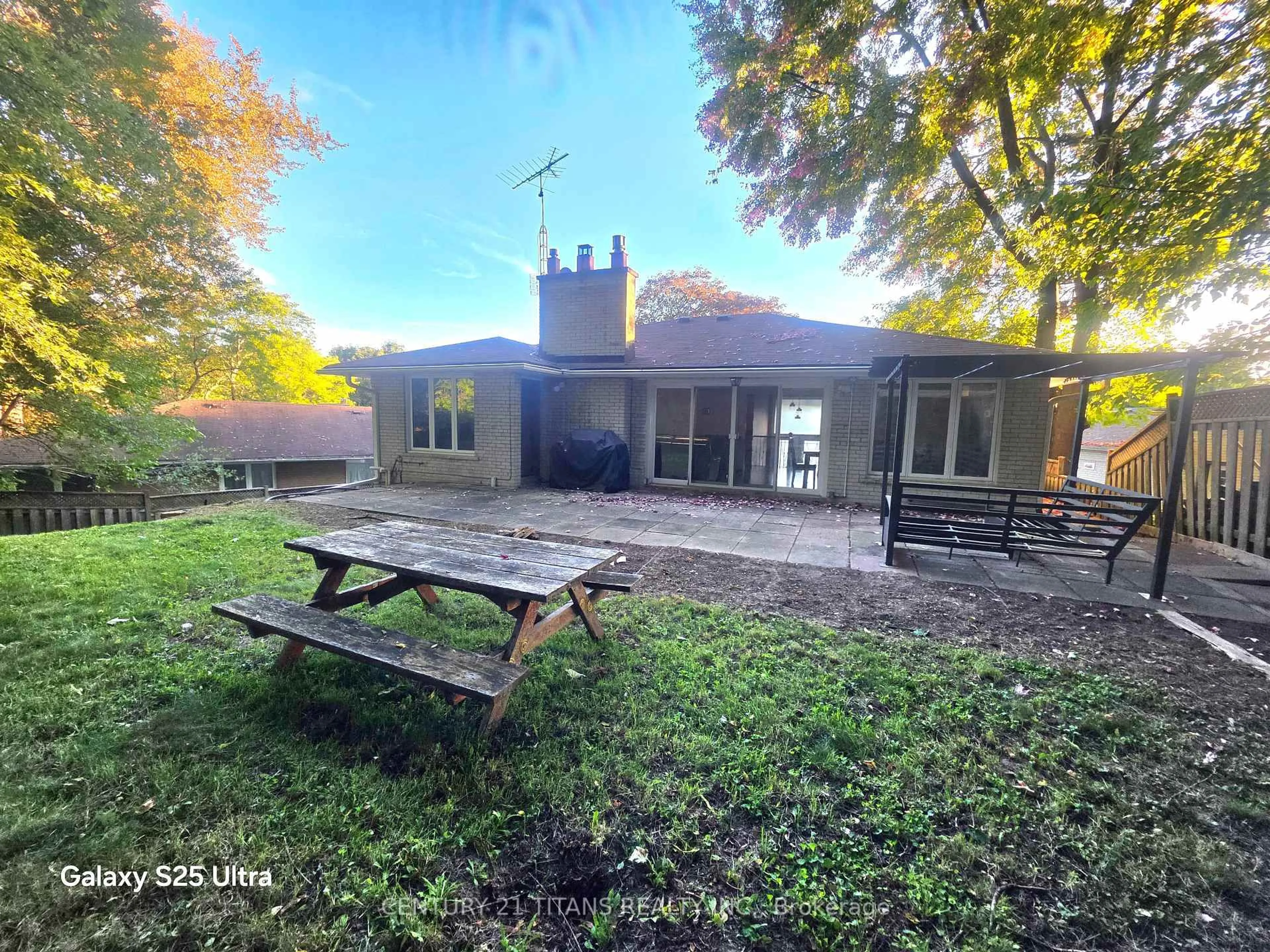 A pic from outside/outdoor area/front of a property/back of a property/a pic from drone, unknown for 72 Felicity Dr, Toronto Ontario M1H 1E3