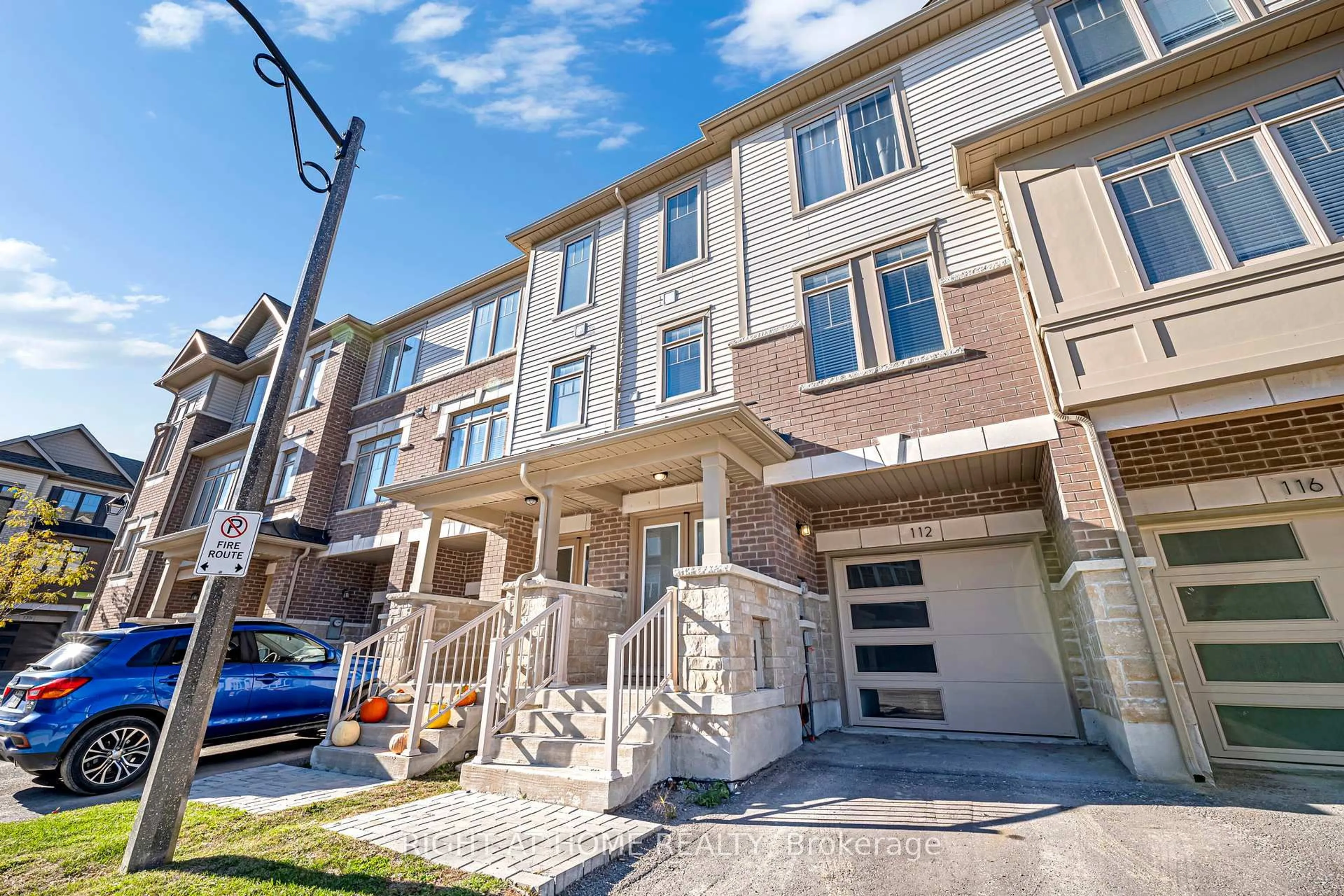 Unknown for 112 Bavin St, Clarington Ontario L1C 7H5