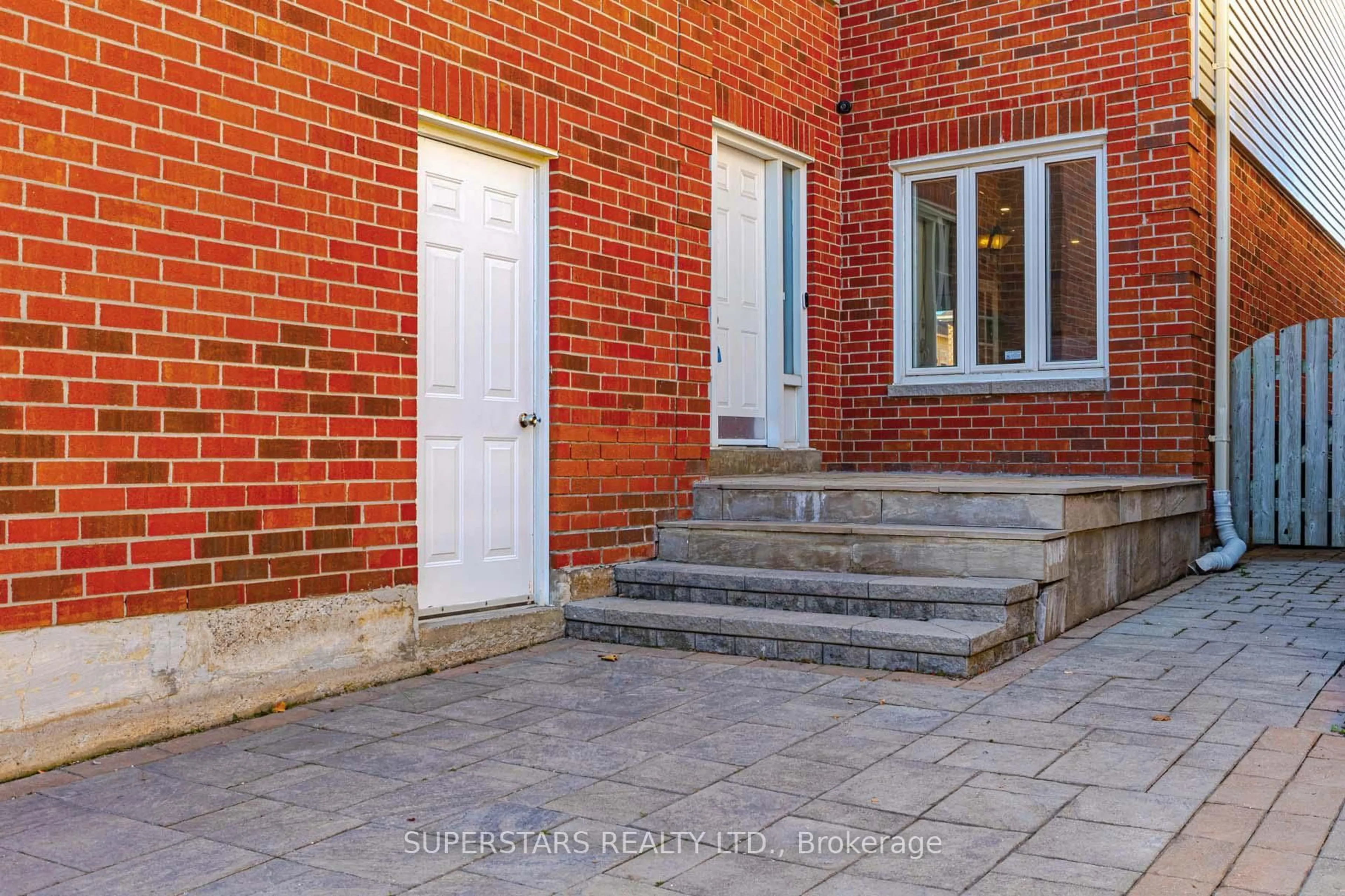 Home with brick exterior material, street for 103 New Forest Sq, Toronto Ontario M1V 2Z6